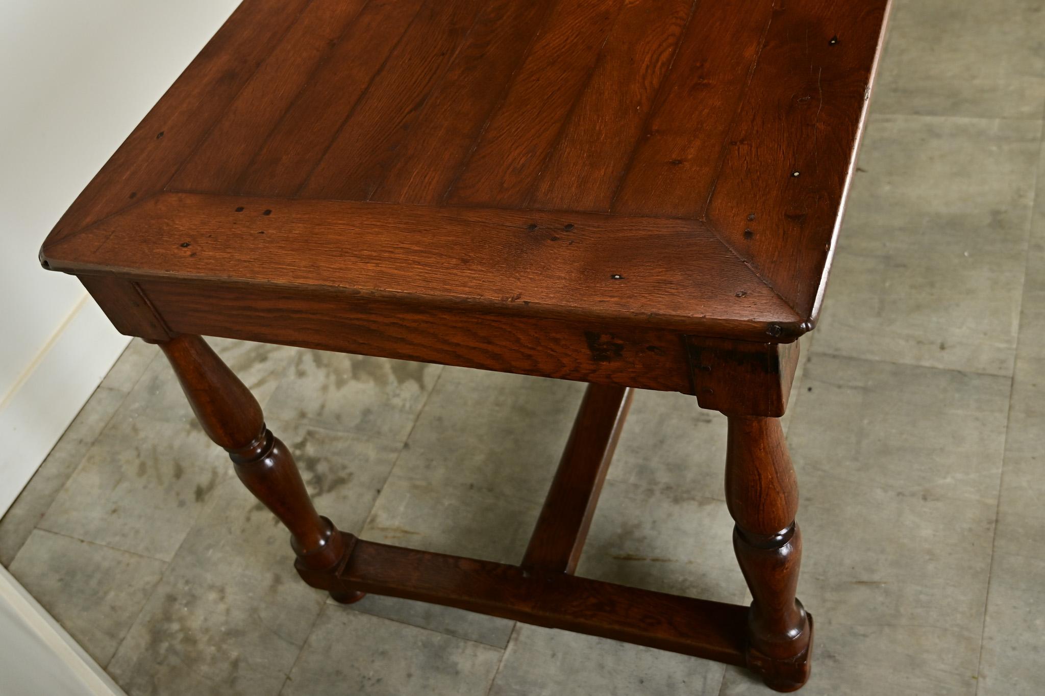 Table de ferme française du 19ème siècle en chêne massif Bon état - En vente à Baton Rouge, LA
