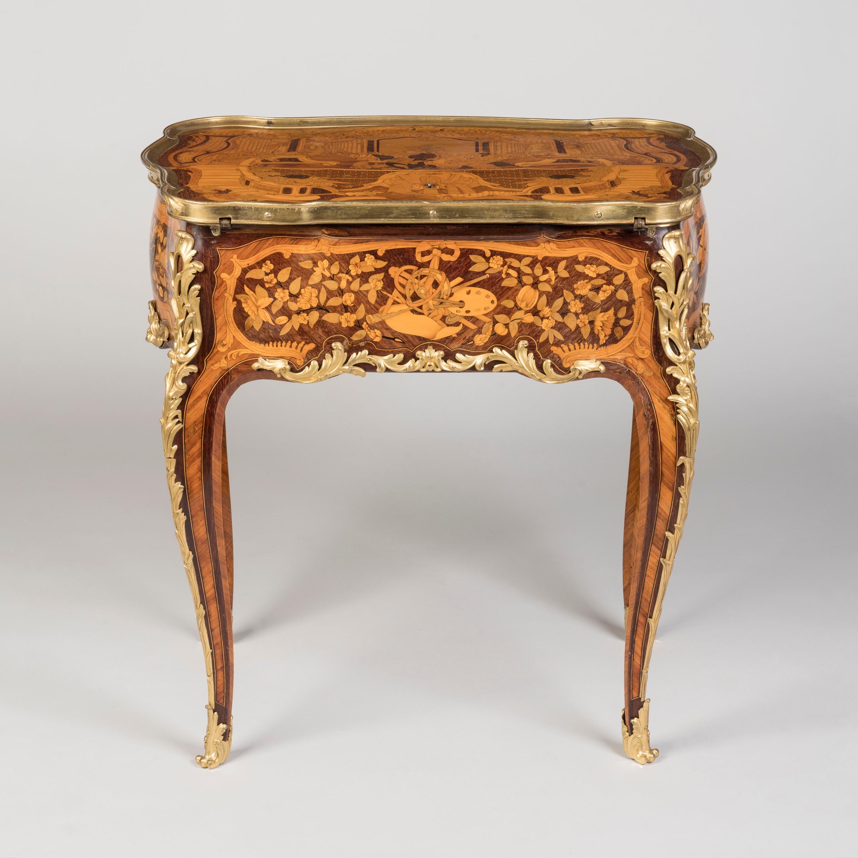 Marqueterie Table mécanique à la Bourgogne du 19e siècle, à la manière d'Oeben en vente