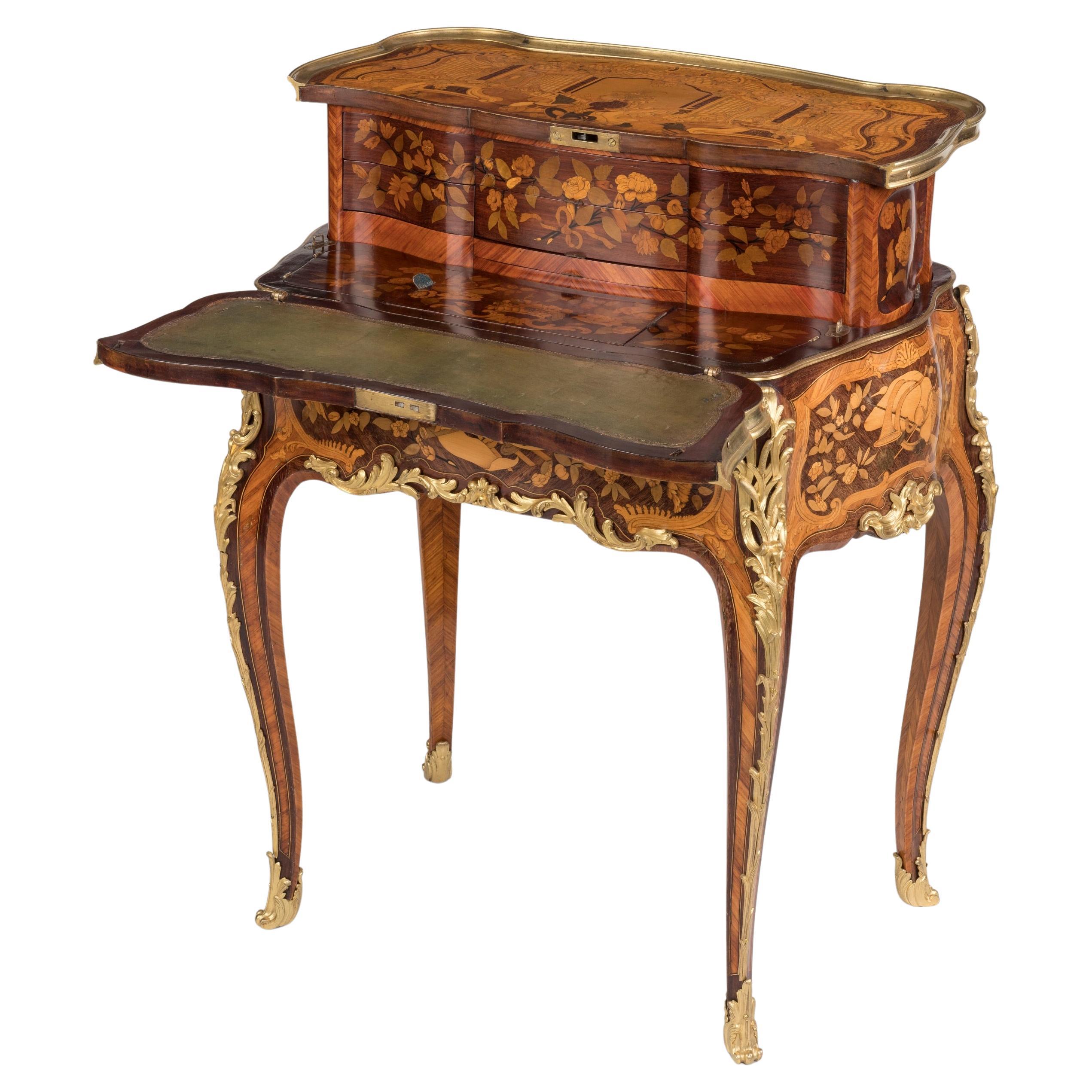 Table mécanique à la Bourgogne du 19e siècle, à la manière d'Oeben en vente