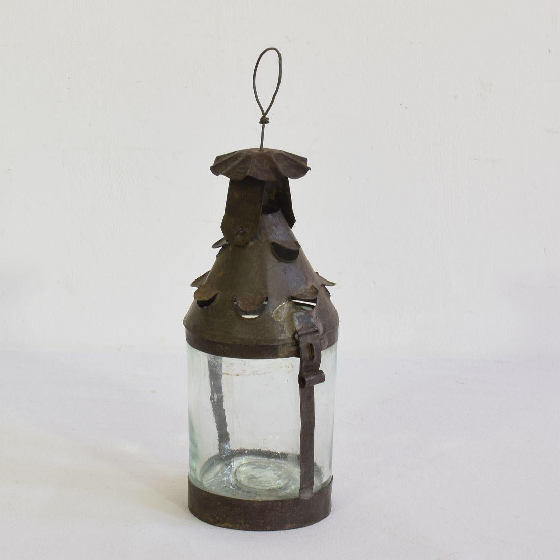 French, 19th Century Metal Lantern In Good Condition In Buisson, FR