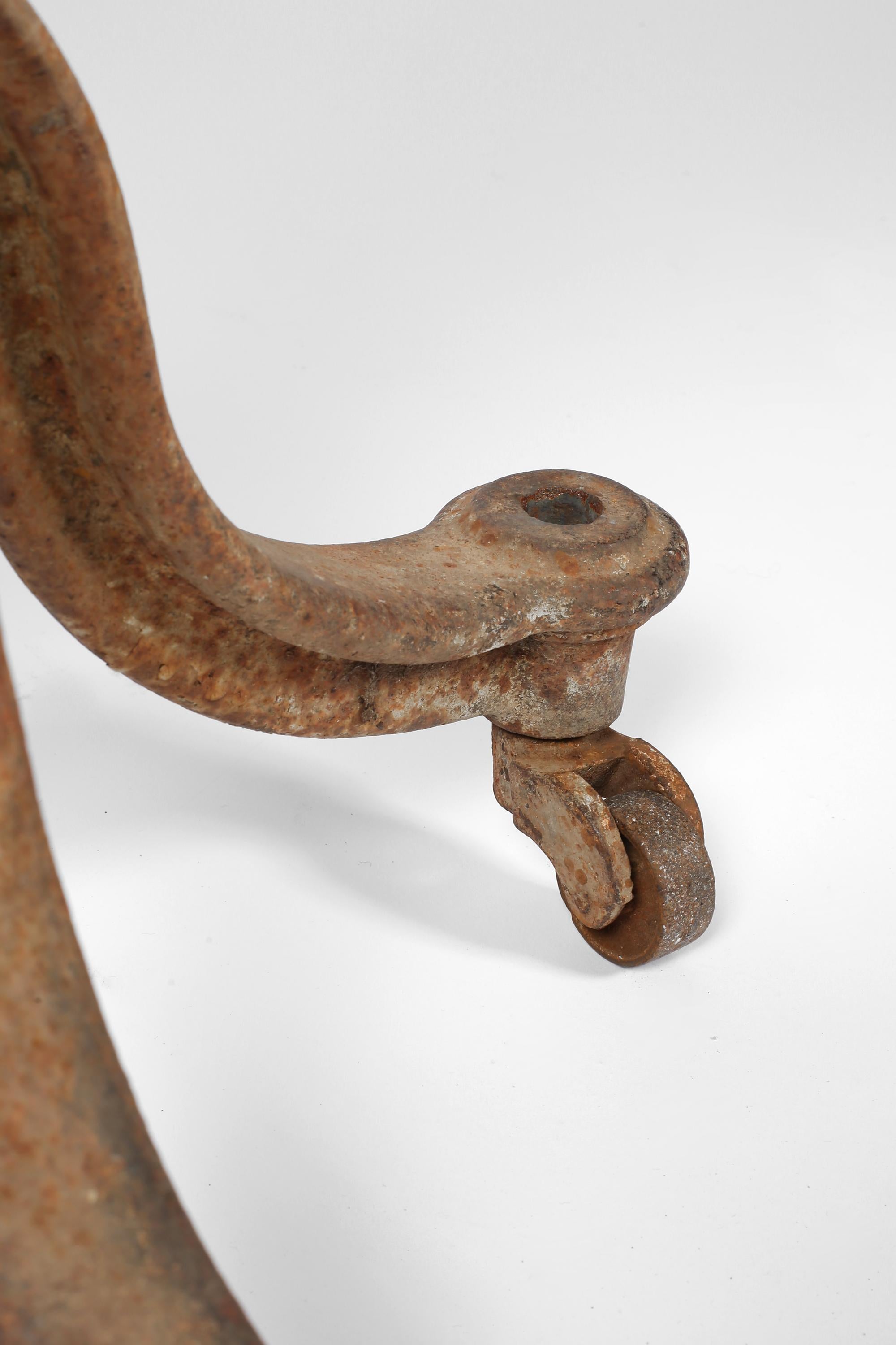 French 19th Century Millstone Cast Iron Pedestal Table For Sale 7