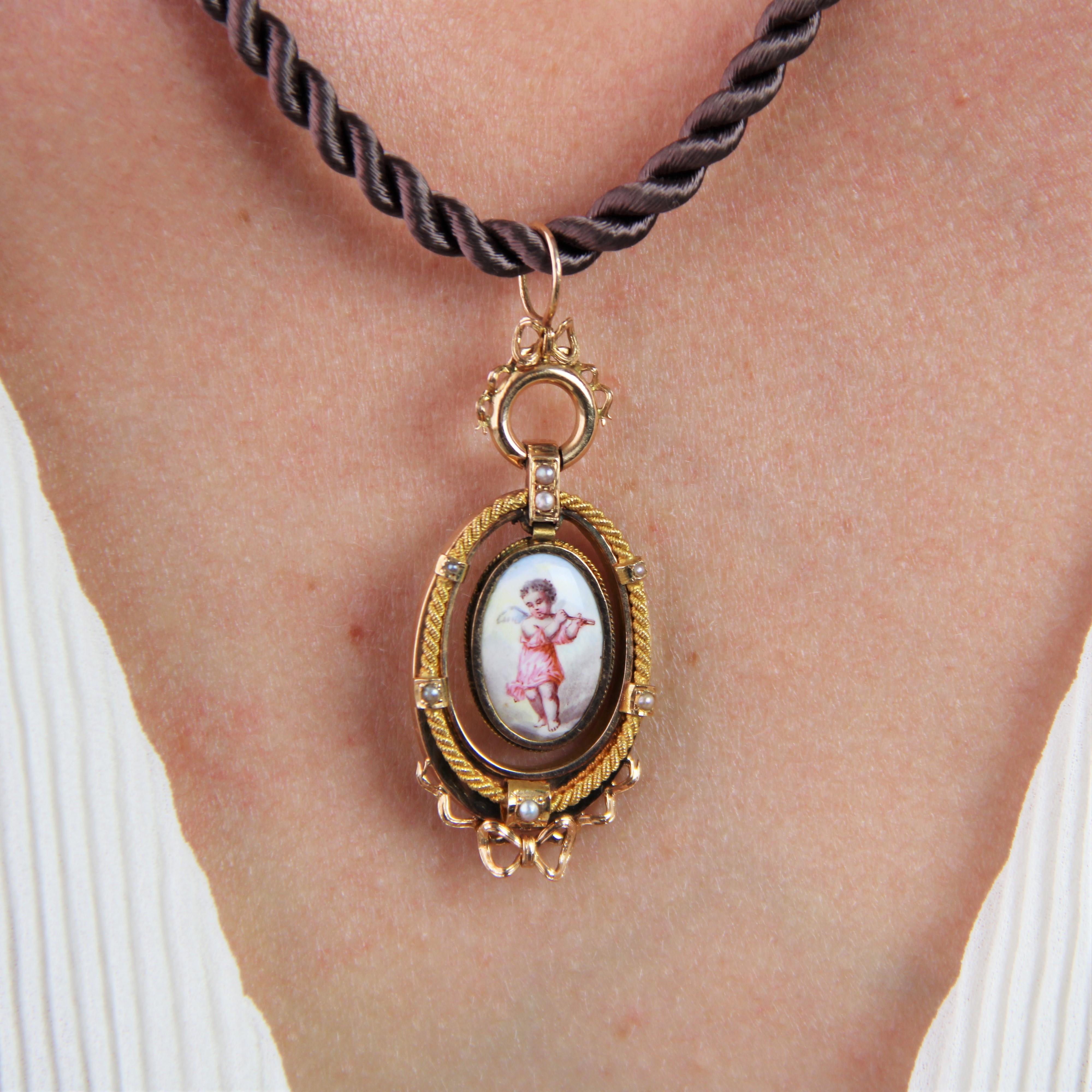 Pendentif en or rose 18 K, miniature de perle fine française du 19e siècle en vente 3