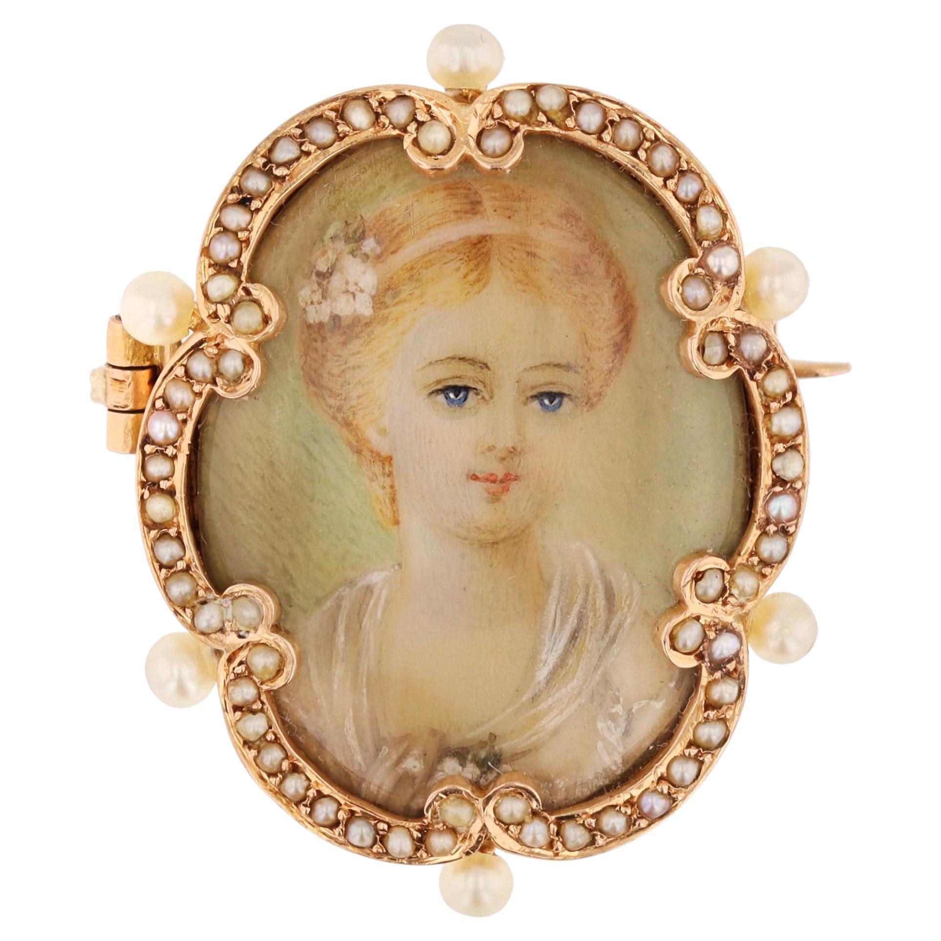French 19th Century Miniature Fine Pearls 18 Karat Rose Gold Brooch