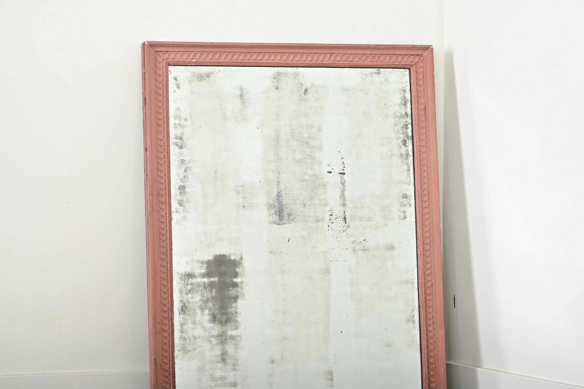 Français Miroir français du 19ème siècle avec peinture récente en vente