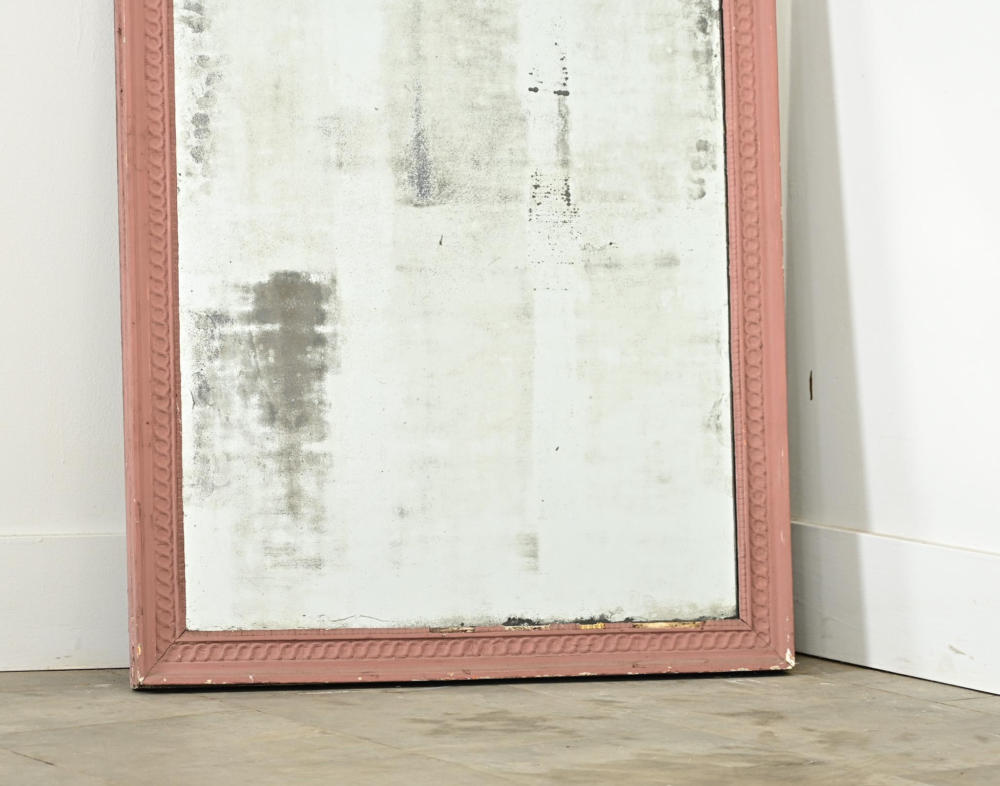 Sculpté Miroir français du 19ème siècle avec peinture récente en vente