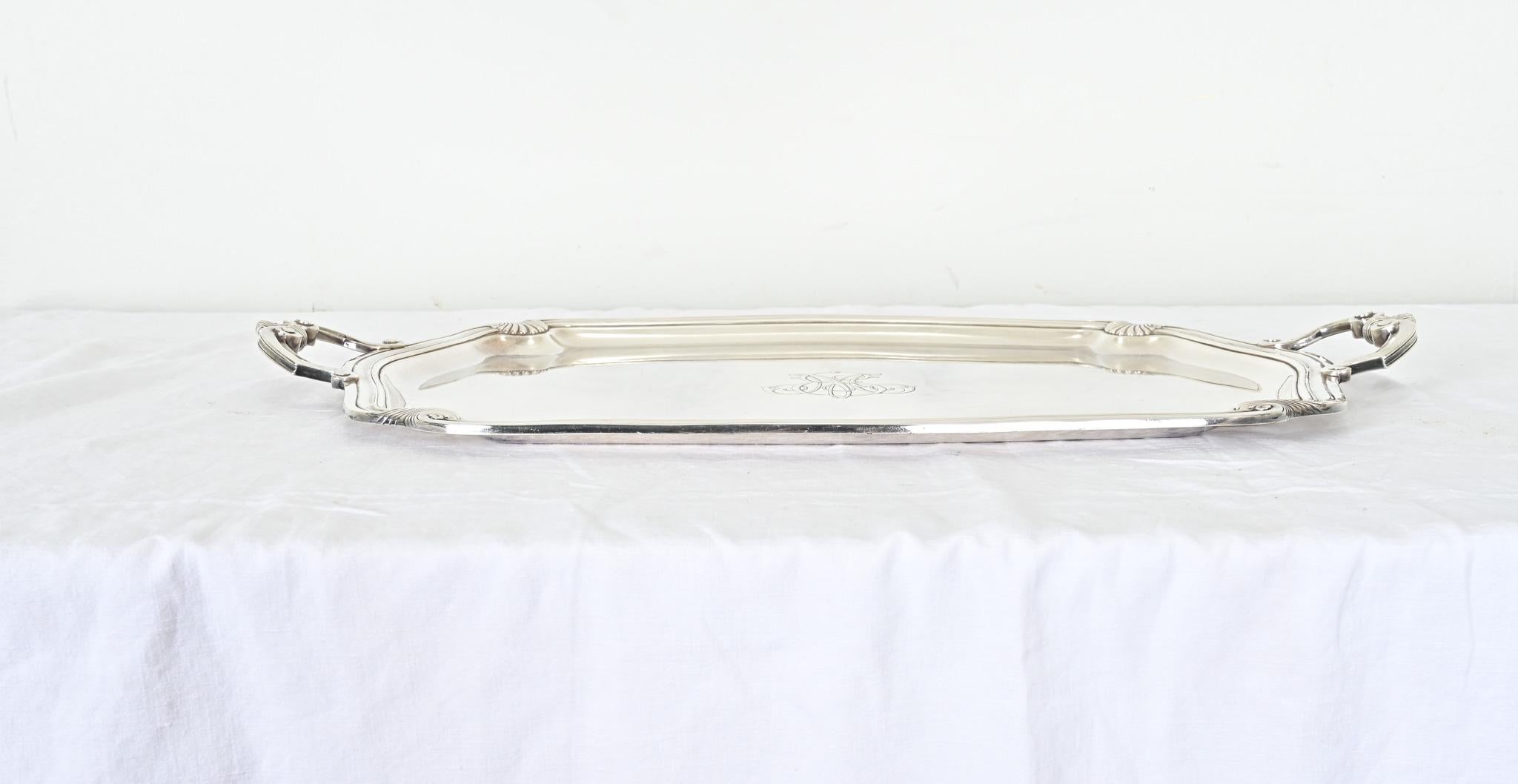Métal Plateau français du 19ème siècle en métal argenté monogrammé en vente