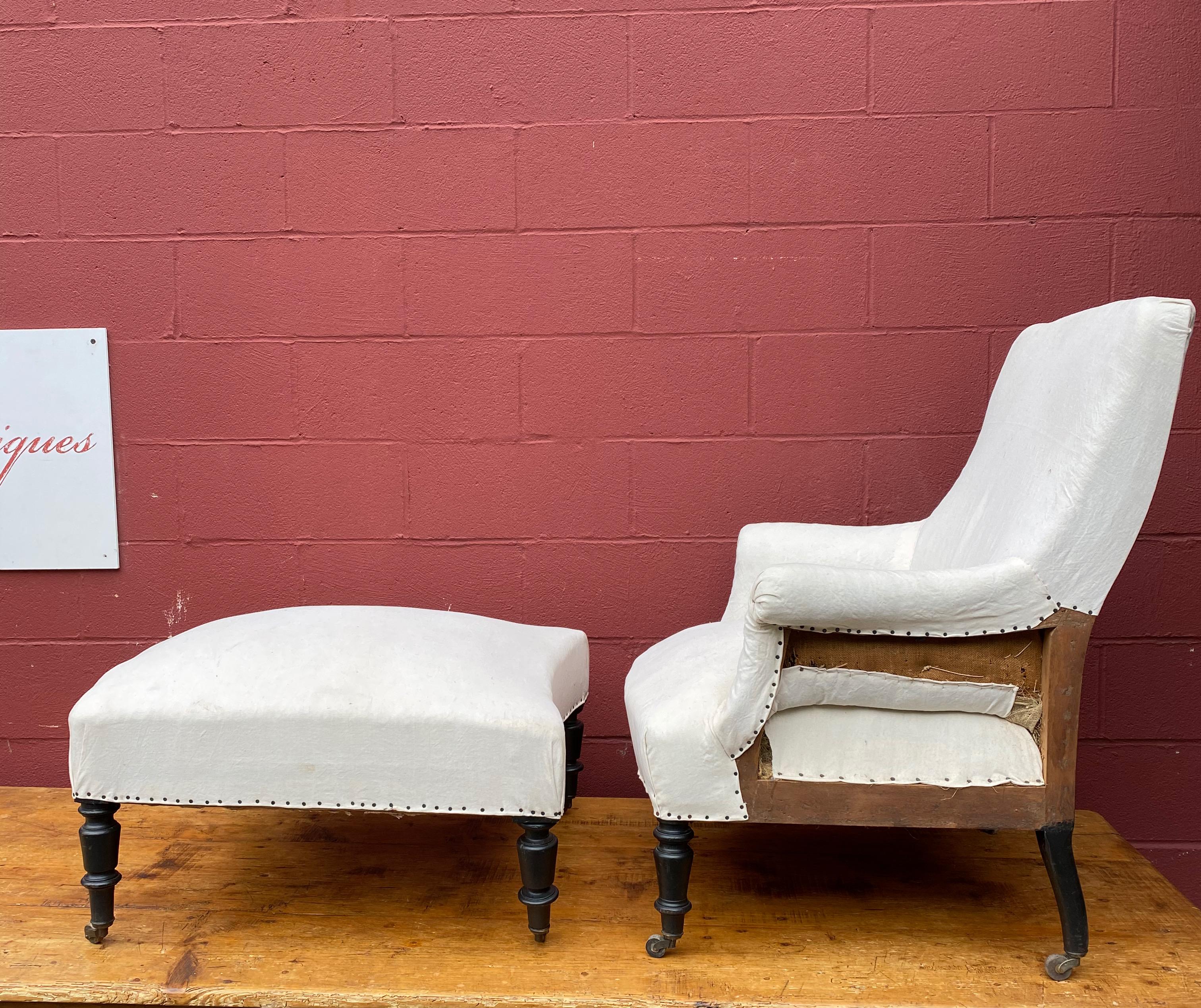 French 19th Century Napoleon III Armchair and Ottoman In Good Condition In Buchanan, NY