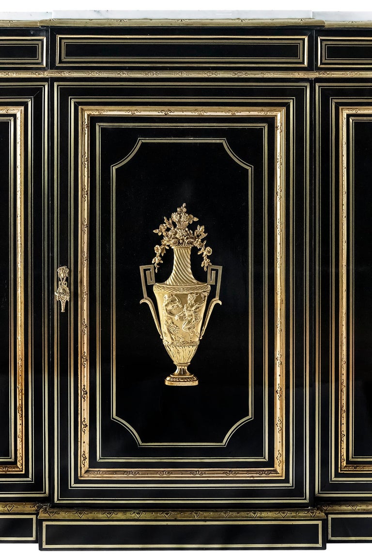 Inlay French 19th Century Napoleon III Cabinet For Sale