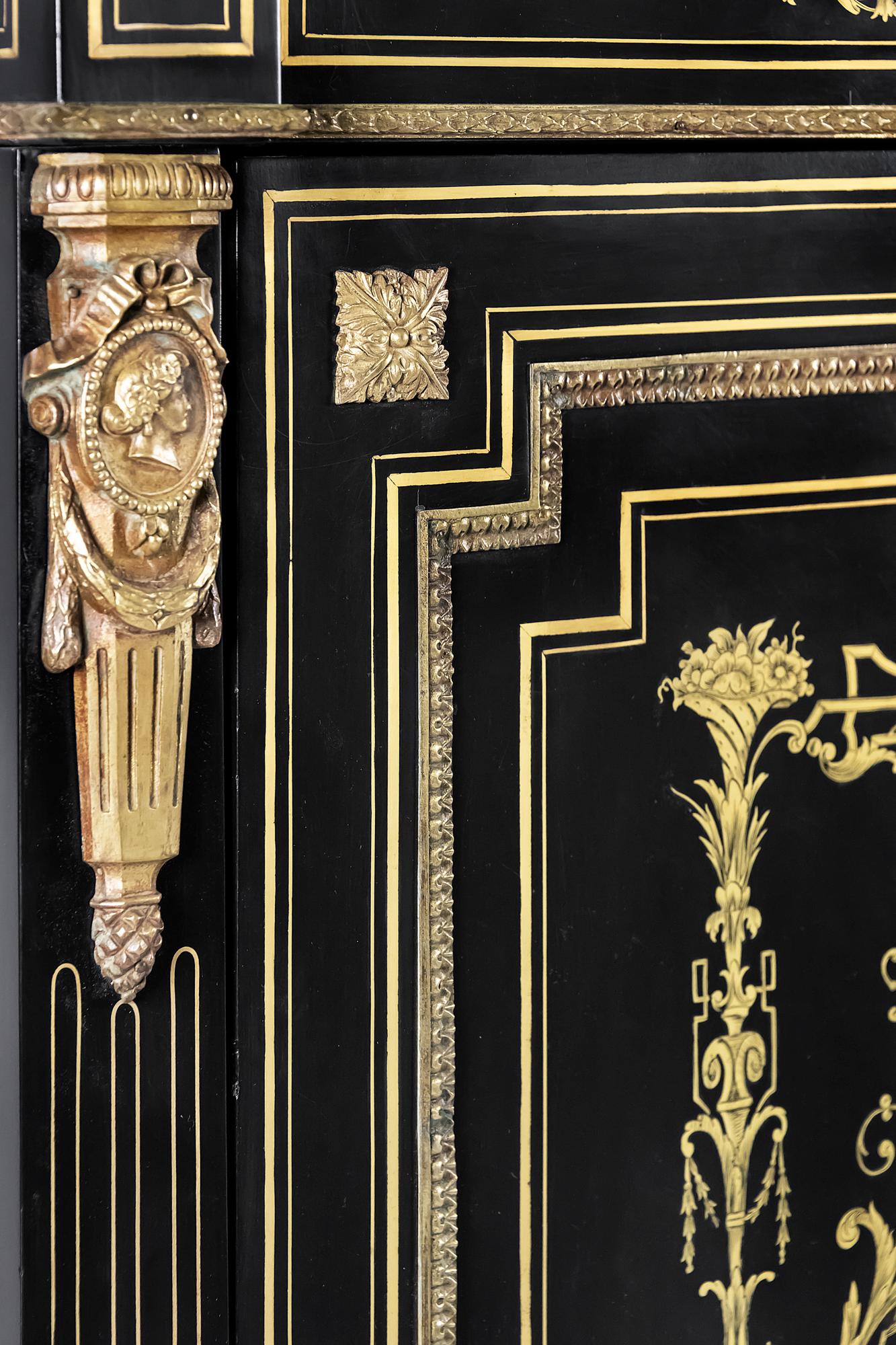 Incrusté Cabinet Napoléon III français du 19ème siècle en vente