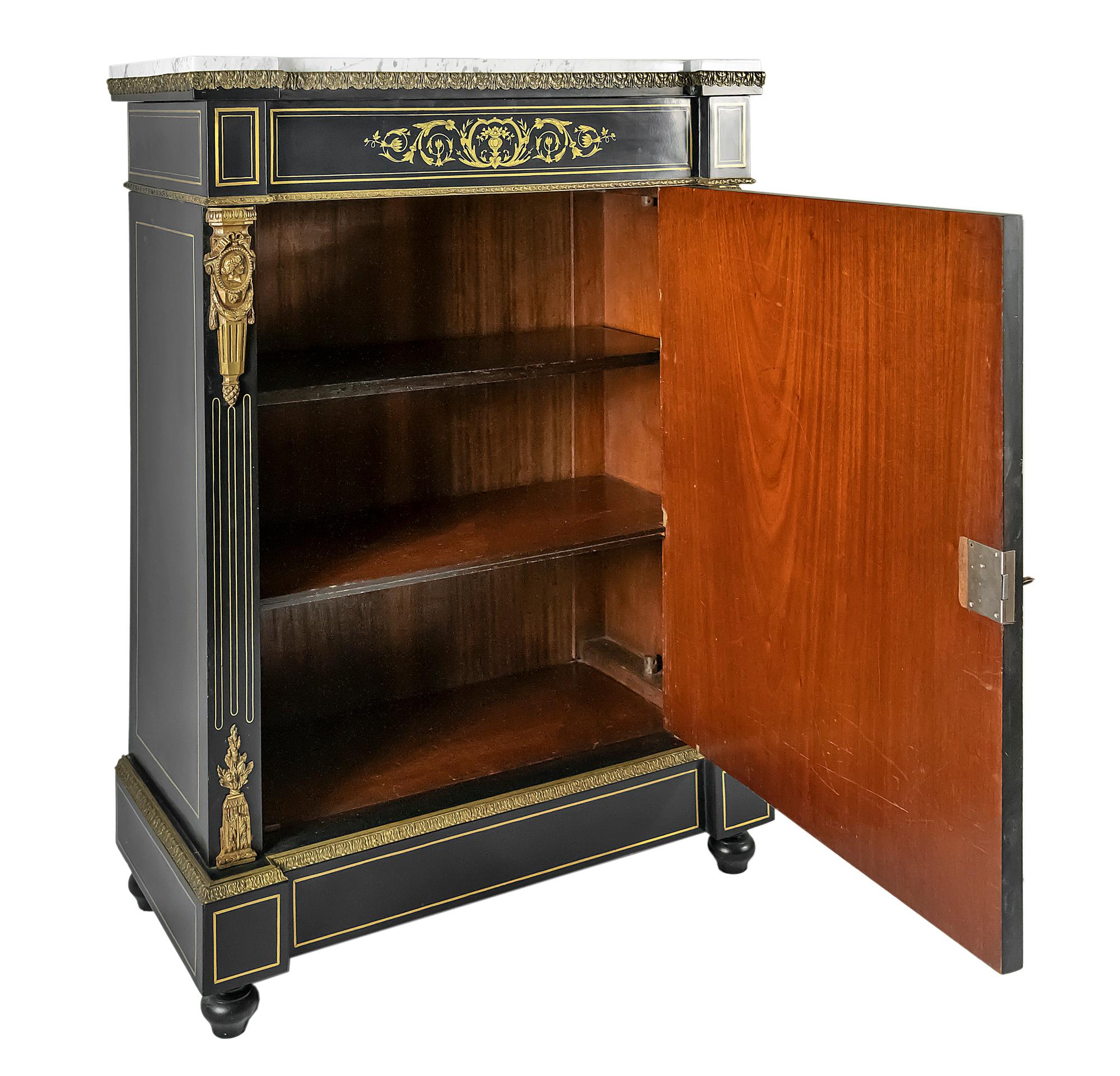 French 19th Century Napoleon III Cabinet For Sale 3