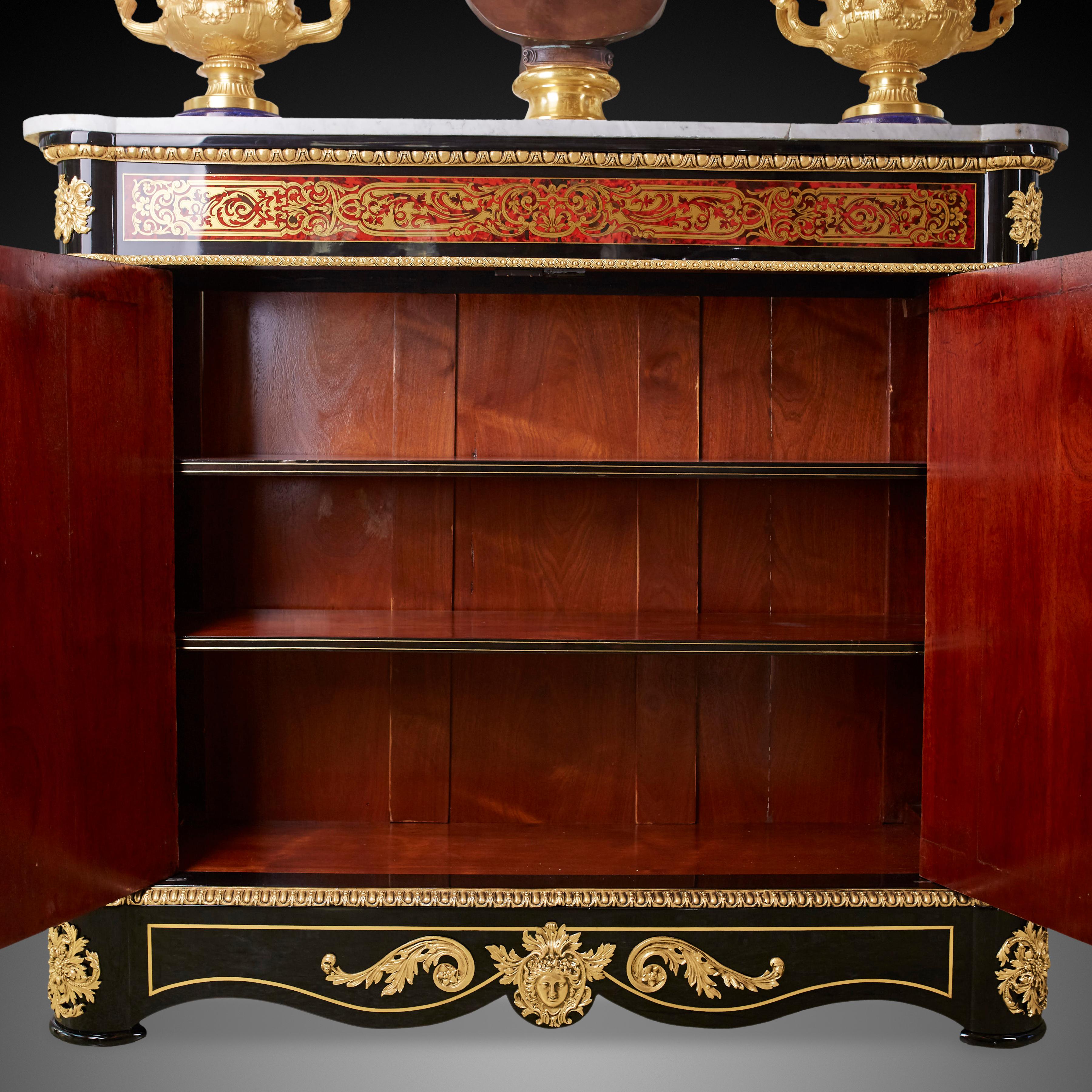 French 19th Century Napoleon III Cabinet, Styl Boulle In Good Condition For Sale In Warsaw, PL