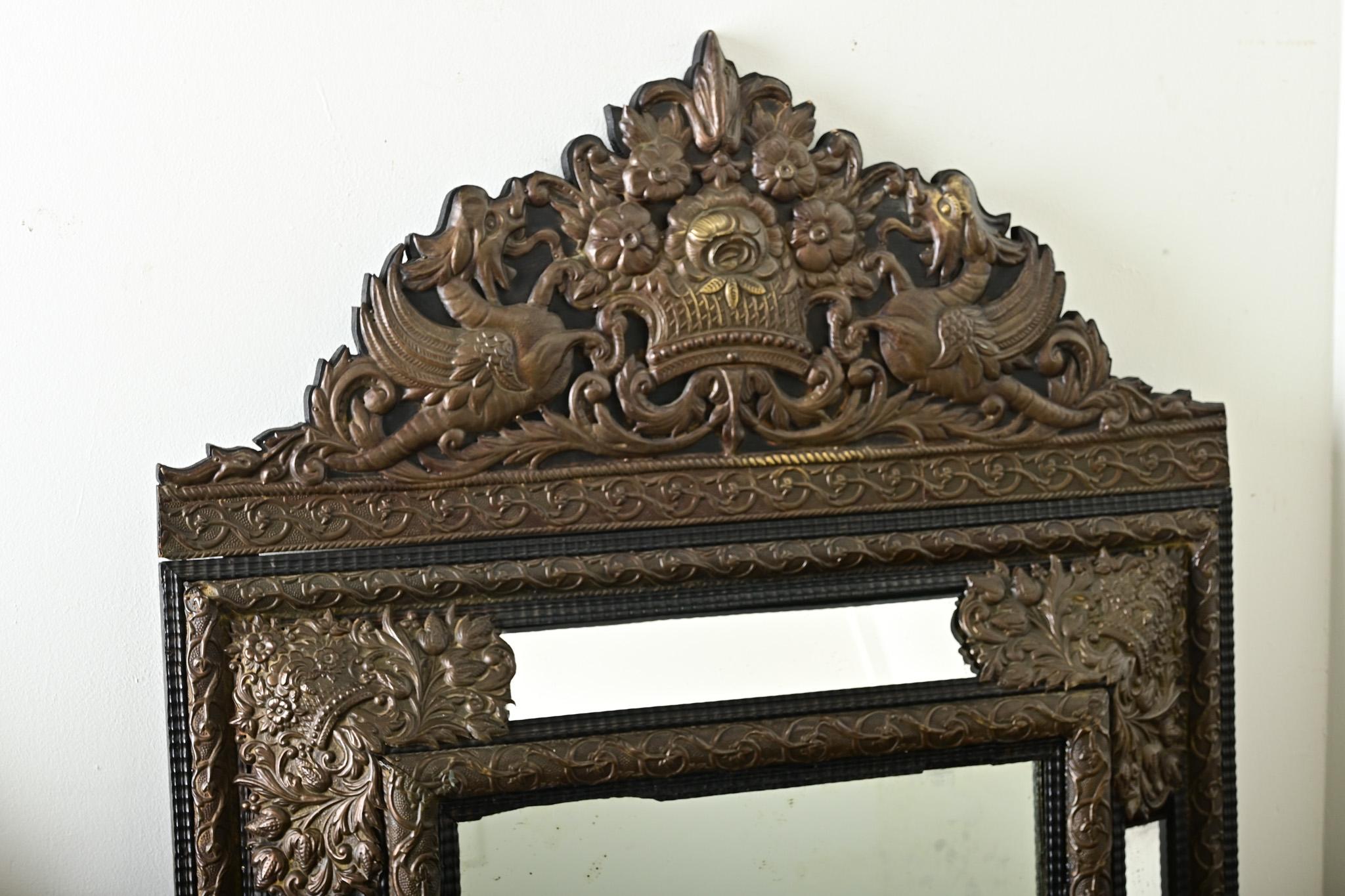 Français Miroir à coussin Napoléon III du 19ème siècle