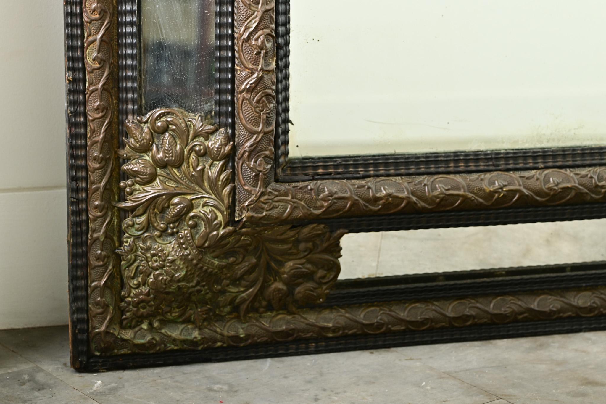 Miroir à coussin Napoléon III du 19ème siècle 1