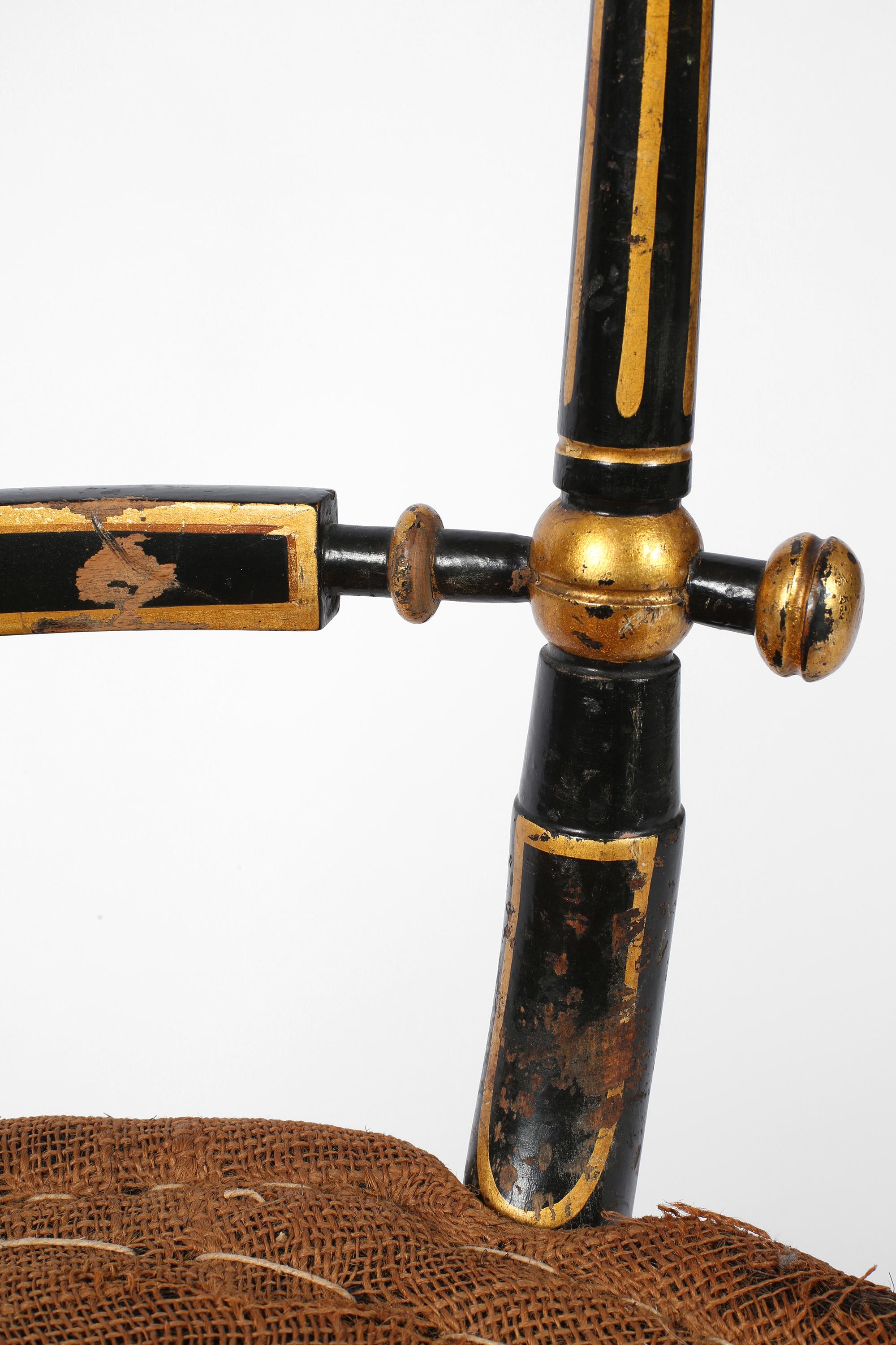Sedia d'occasione francese Napoleone III del XIX secolo, ebanizzata e dorata a parcella in vendita 7
