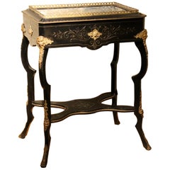 Table jardinière française Napoléon III du 19ème siècle en bronze ébénisé et doré