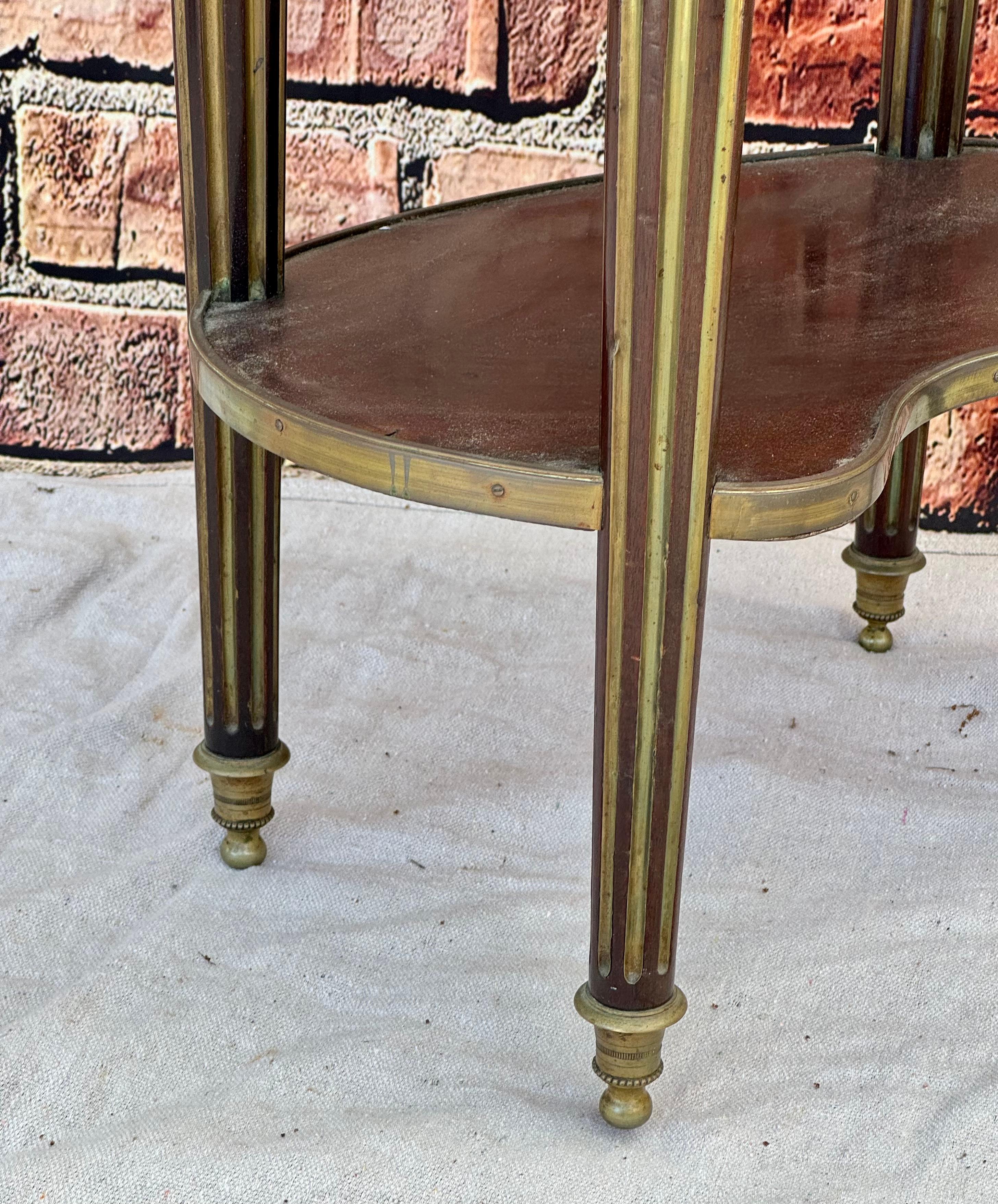 French 19th Century Napoleon III Oval Marble Top Side Table For Sale 7