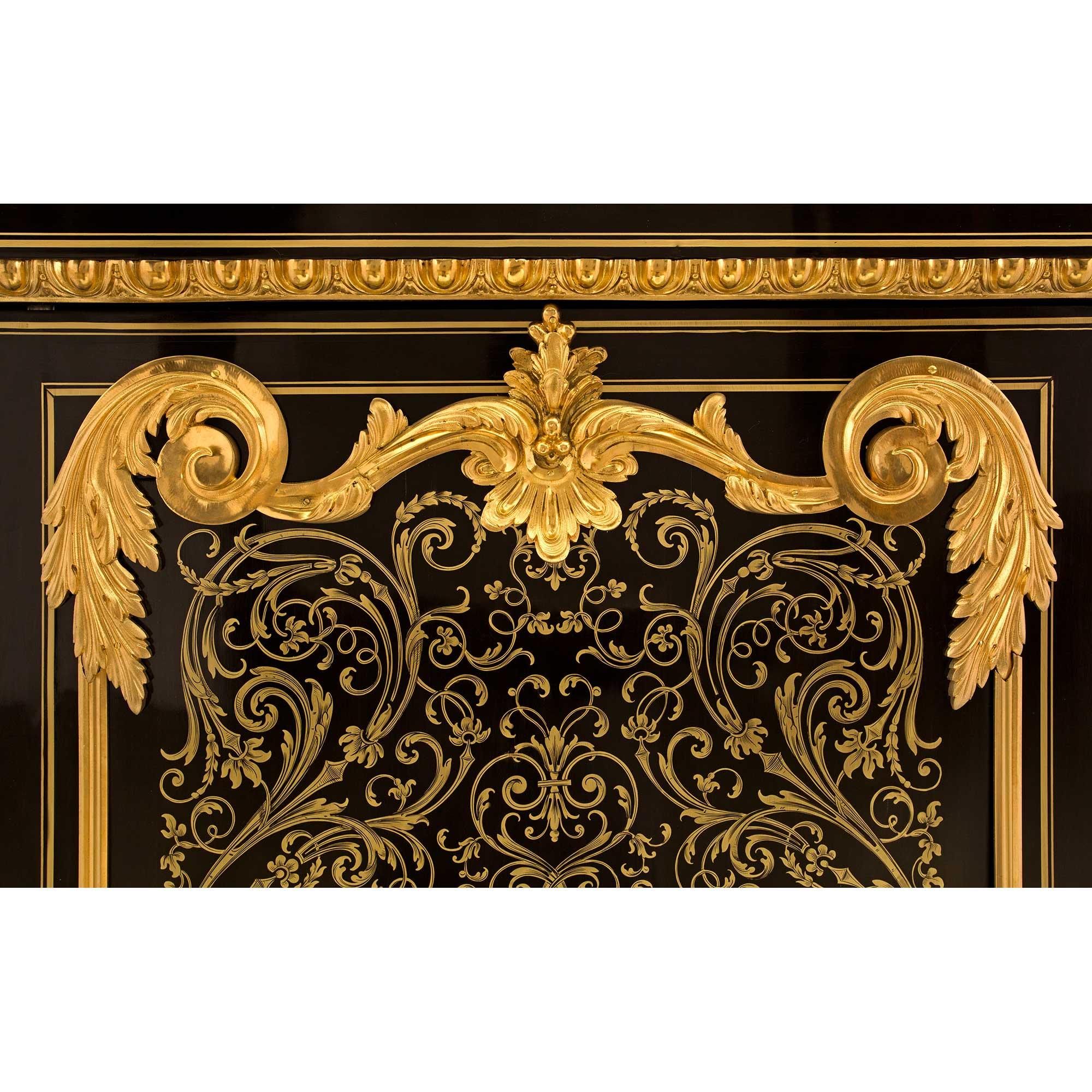 Laiton Cabinet à hauteur d'appui français Napoléon III du 19ème siècle, période Boulle en vente