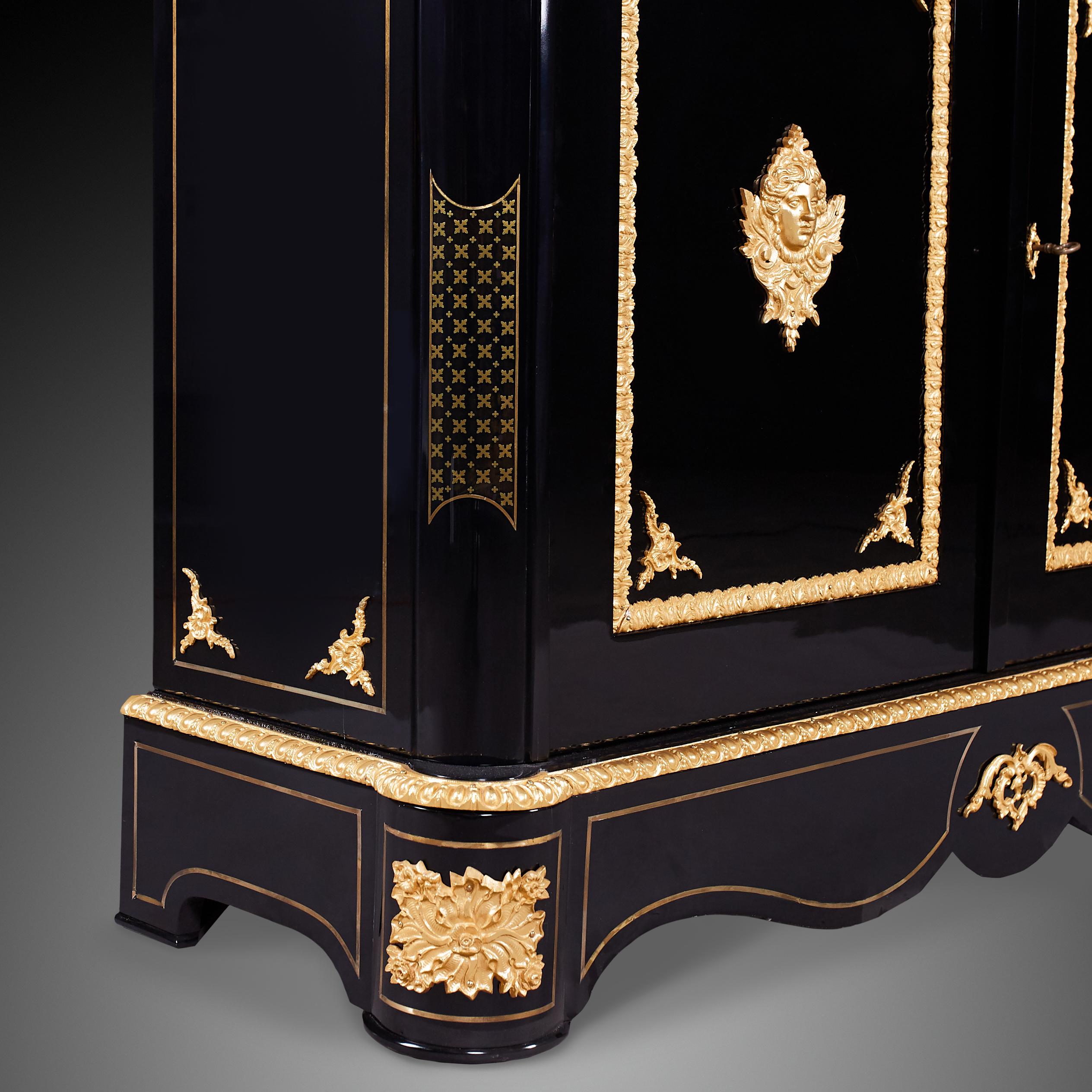 French 19th Century Napoleon III Period Cabinet For Sale 6