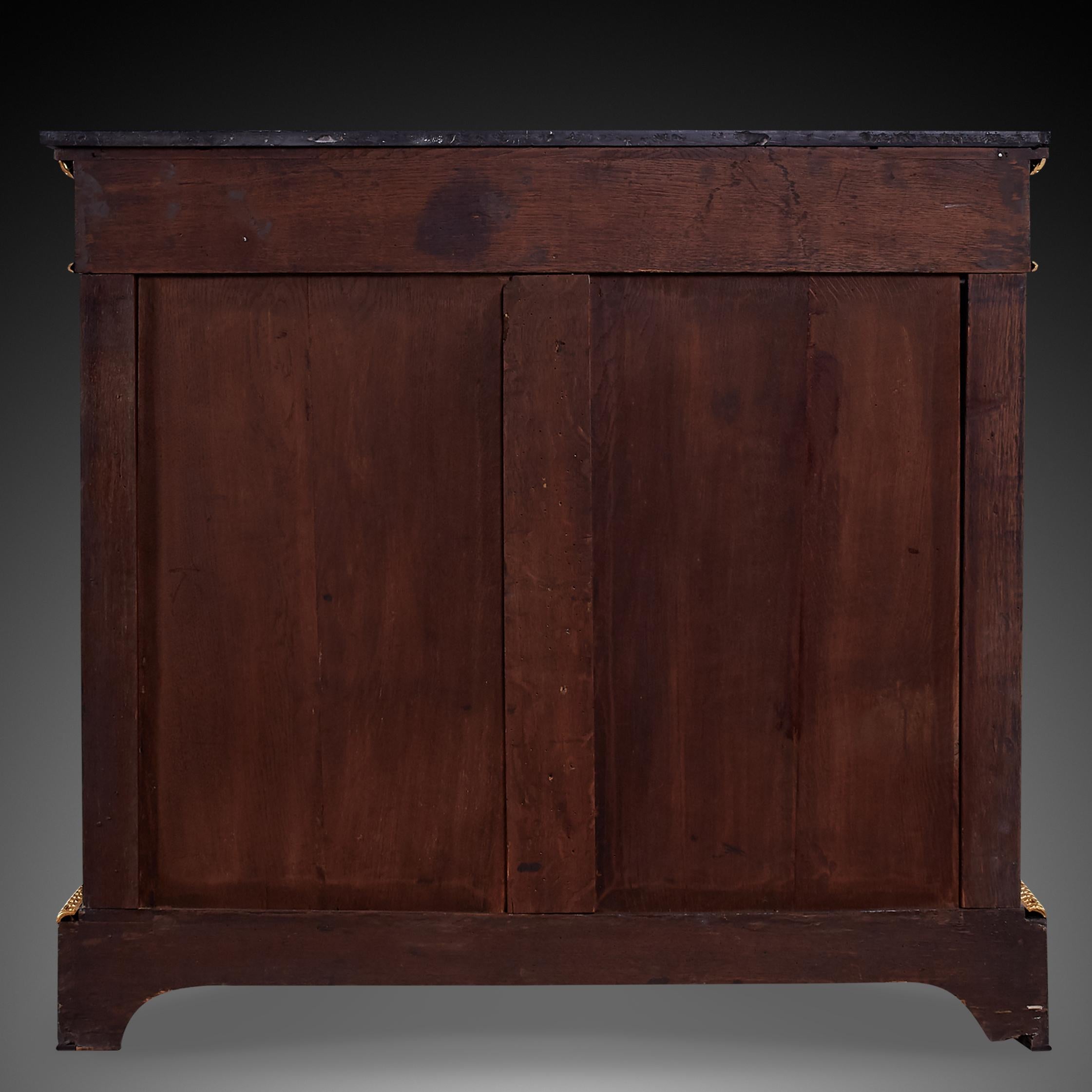 French 19th Century Napoleon III  Period Cabinet In Excellent Condition For Sale In Warsaw, PL