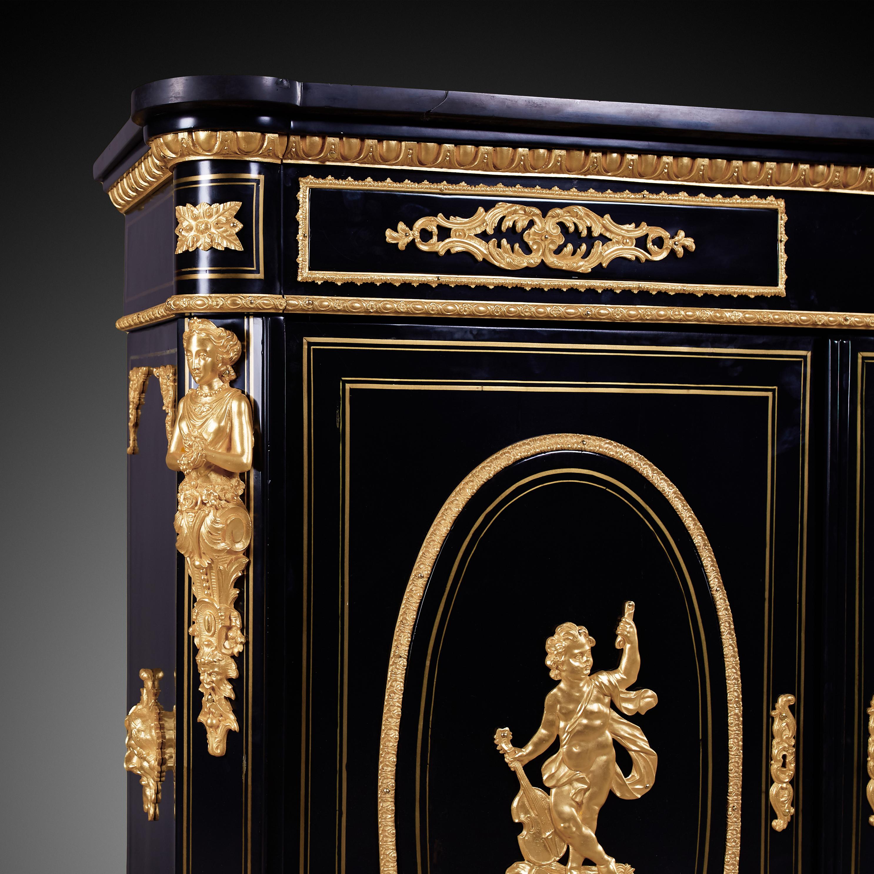 Bronze Cabinet français d'époque Napoléon III du 19ème siècle en vente