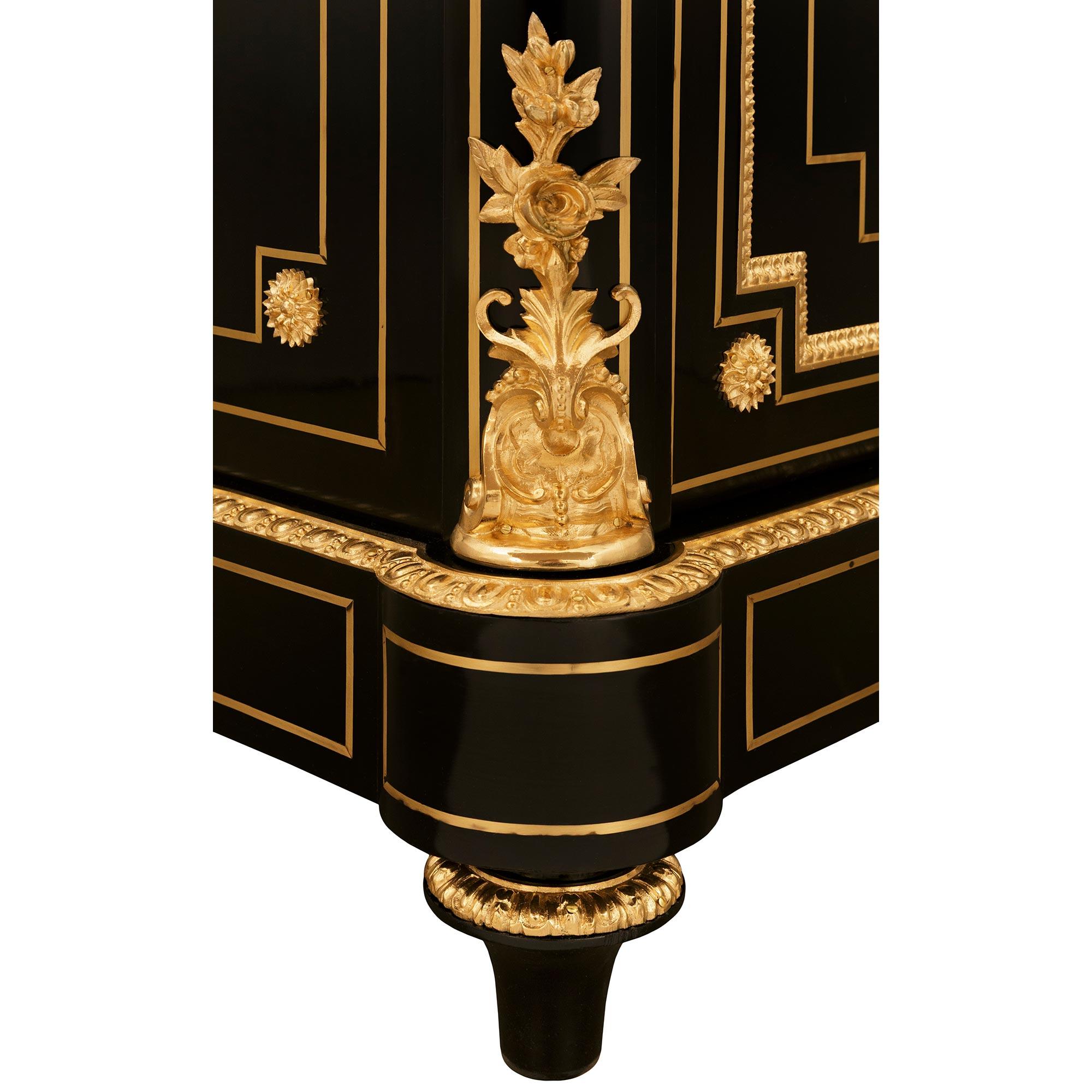 French 19th century Napoleon III Period Ebony, Porcelain and Ormolu cabinet For Sale 7