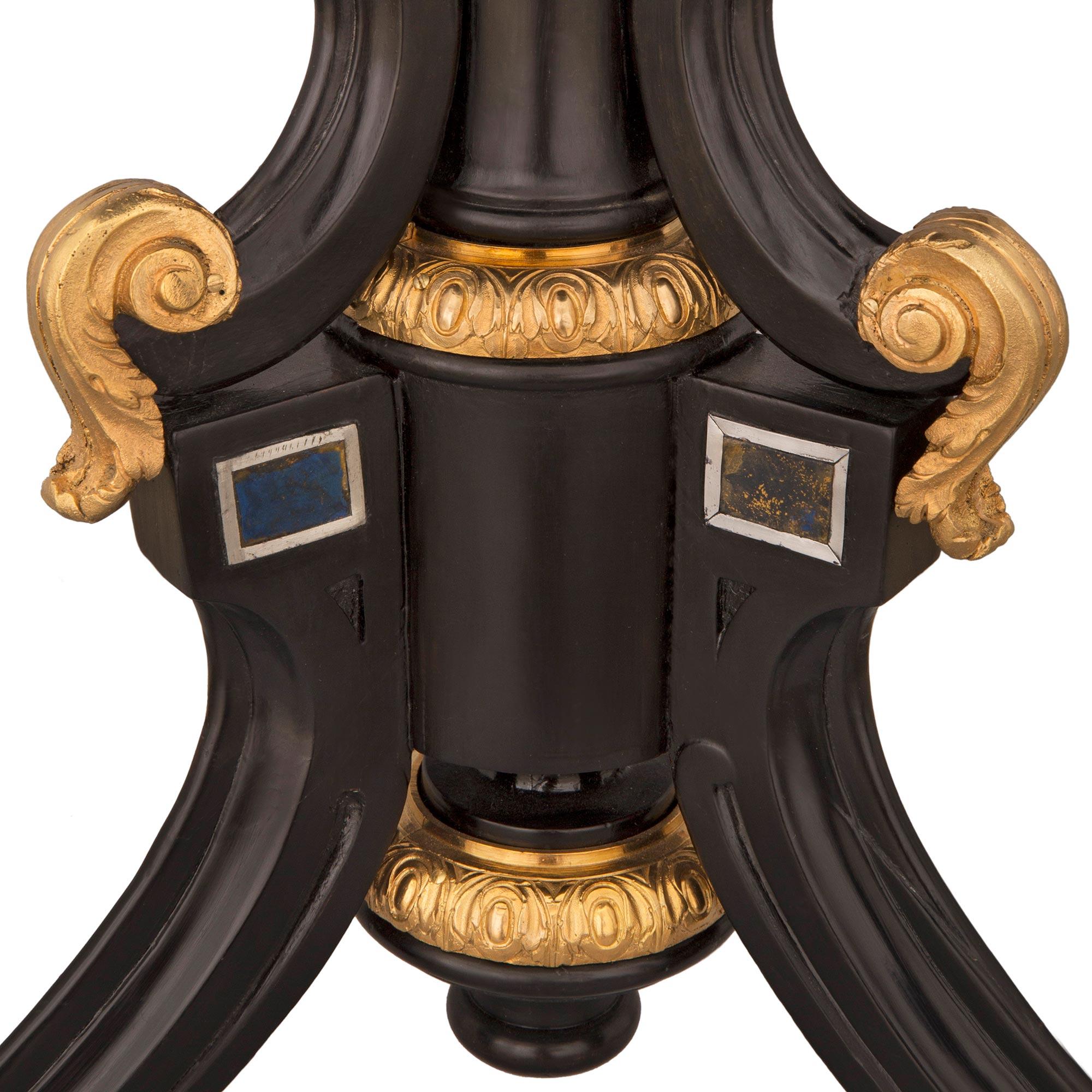 Laiton Table d'appoint française d'époque Napoléon III du 19ème siècle en vente