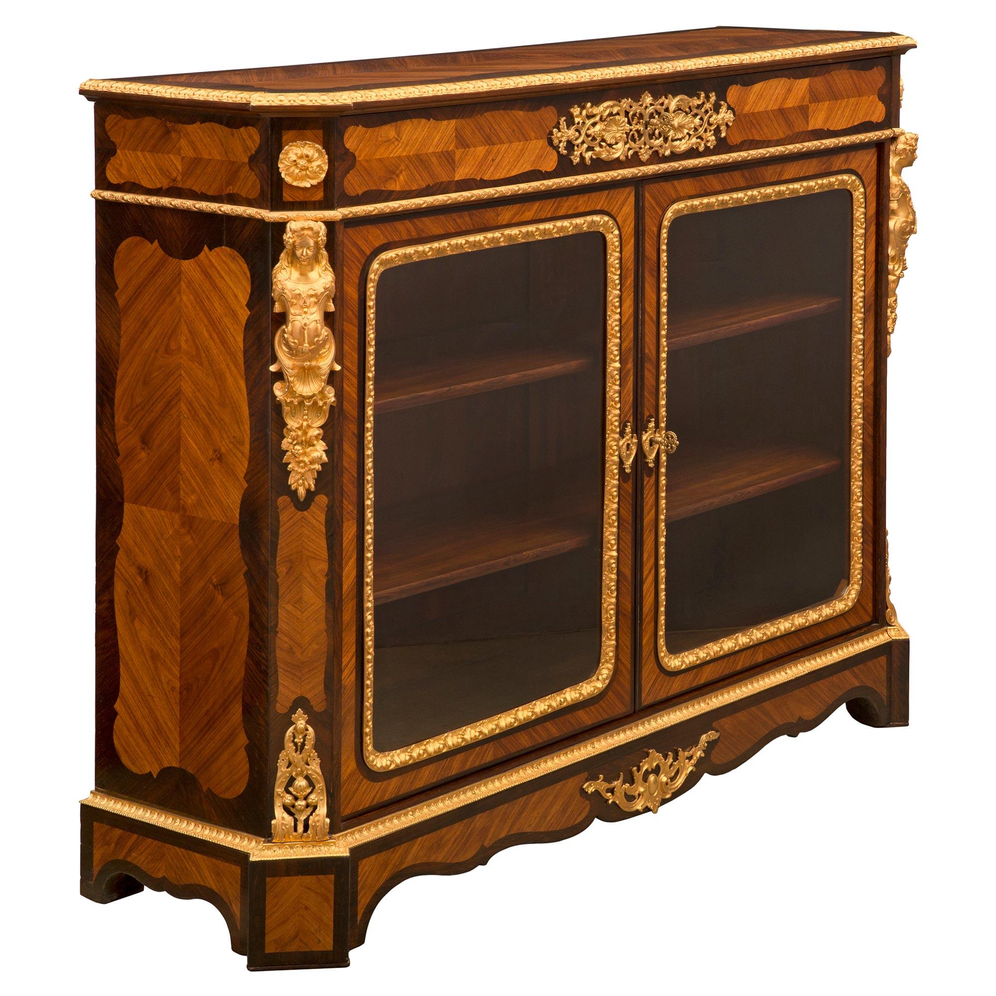 French 19th Century Napoleon III Tulipwood and Ormolu Vitrine In Good Condition For Sale In West Palm Beach, FL