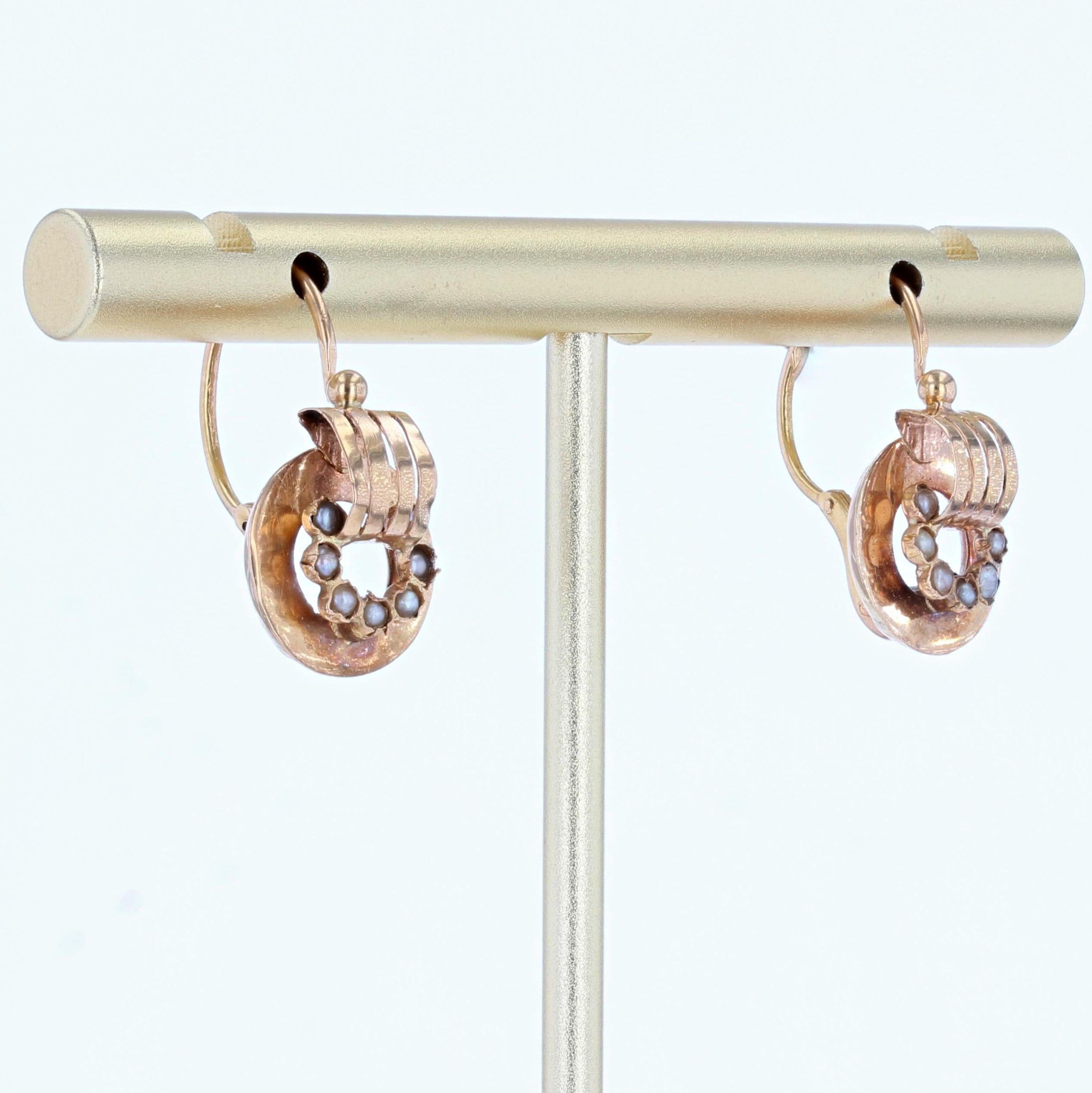 Französische, natürliche Perlen-Ohrringe aus 18 Karat Roségold mit Klappverschluss, 19. Jahrhundert Damen im Angebot
