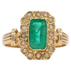 French 19th Century Natural Pearl Emerald 18 Karat Yellow Gold Ring French 19th Century Natural Pearl Emerald 18 Karat Yellow Gold Ring