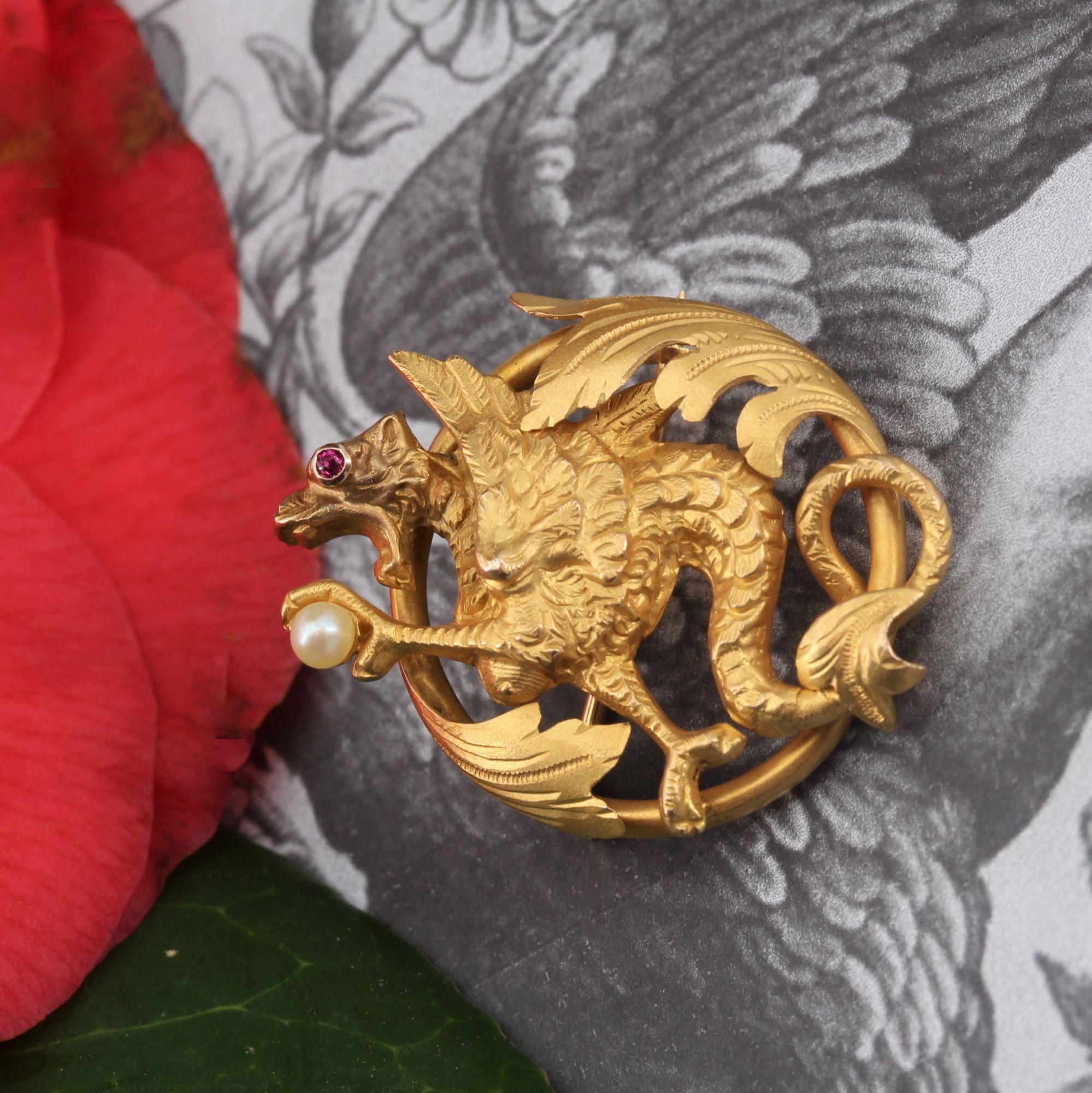 French 19th Century Natural Pearl Ruby 18 Karat Yellow Gold Chimera Brooch For Sale 4