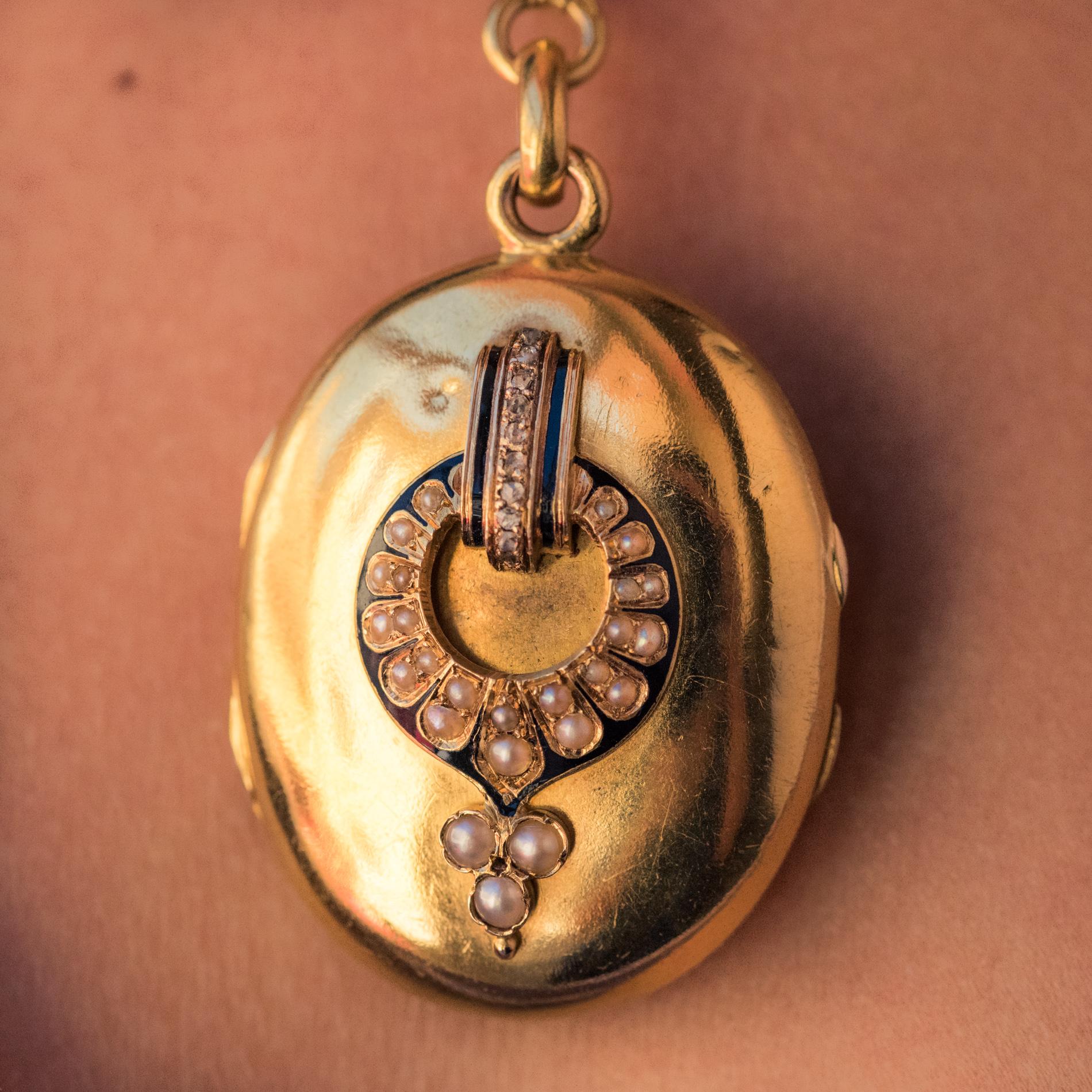 Women's French 19th Century Natural Pearls Enamel 18 Karat Yellow Gold Medallion