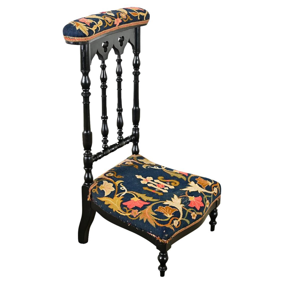 French 19th Century Needlepoint Prie Dieu