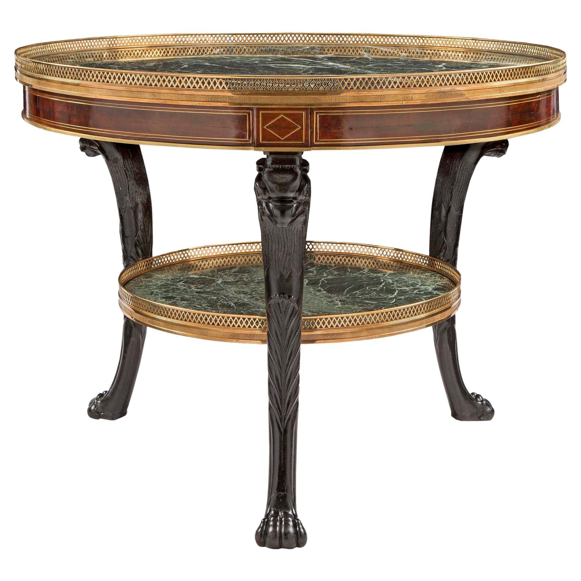 Neoklassizistischer französischer Mitteltisch aus Mahagoni, Marmor und Goldbronze aus dem 19. Jahrhundert