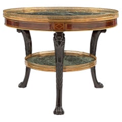 Neoklassizistischer französischer Mitteltisch aus Mahagoni, Marmor und Goldbronze aus dem 19. Jahrhundert