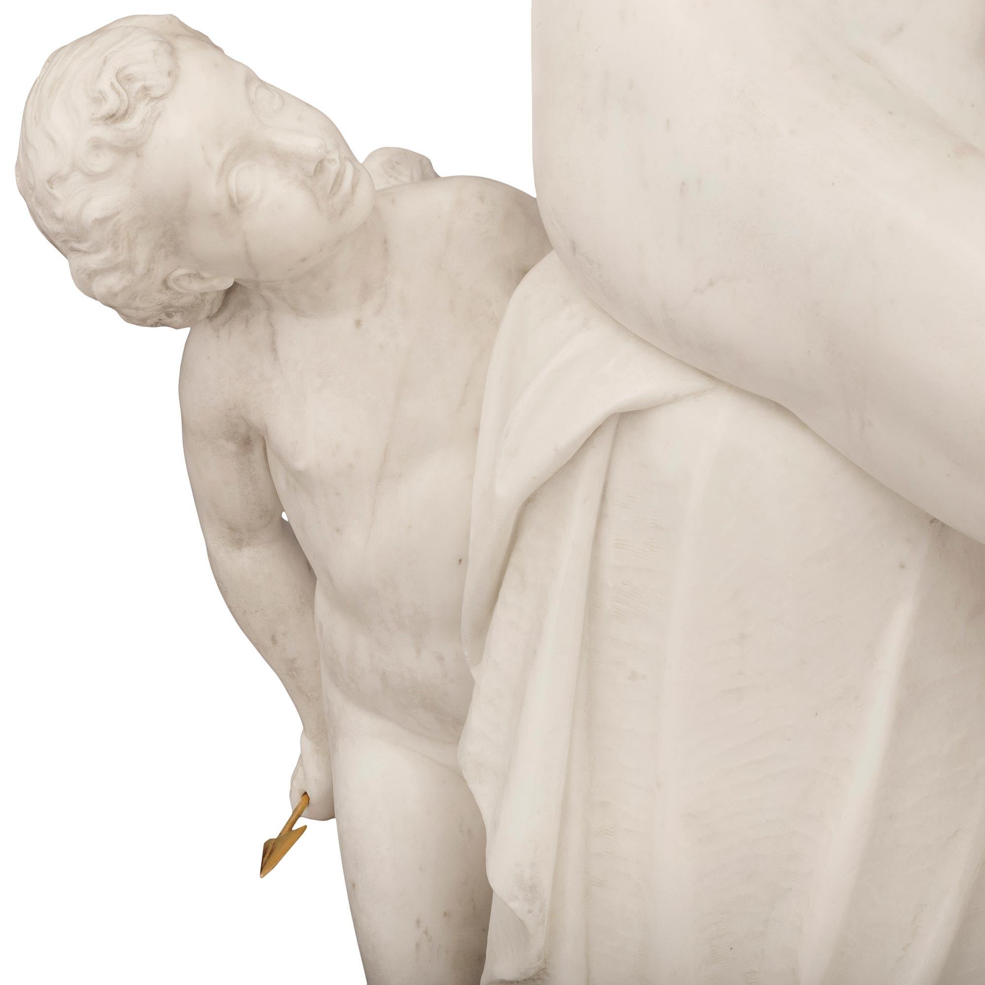 XIXe siècle Statue néoclassique française du 19ème siècle en marbre en vente