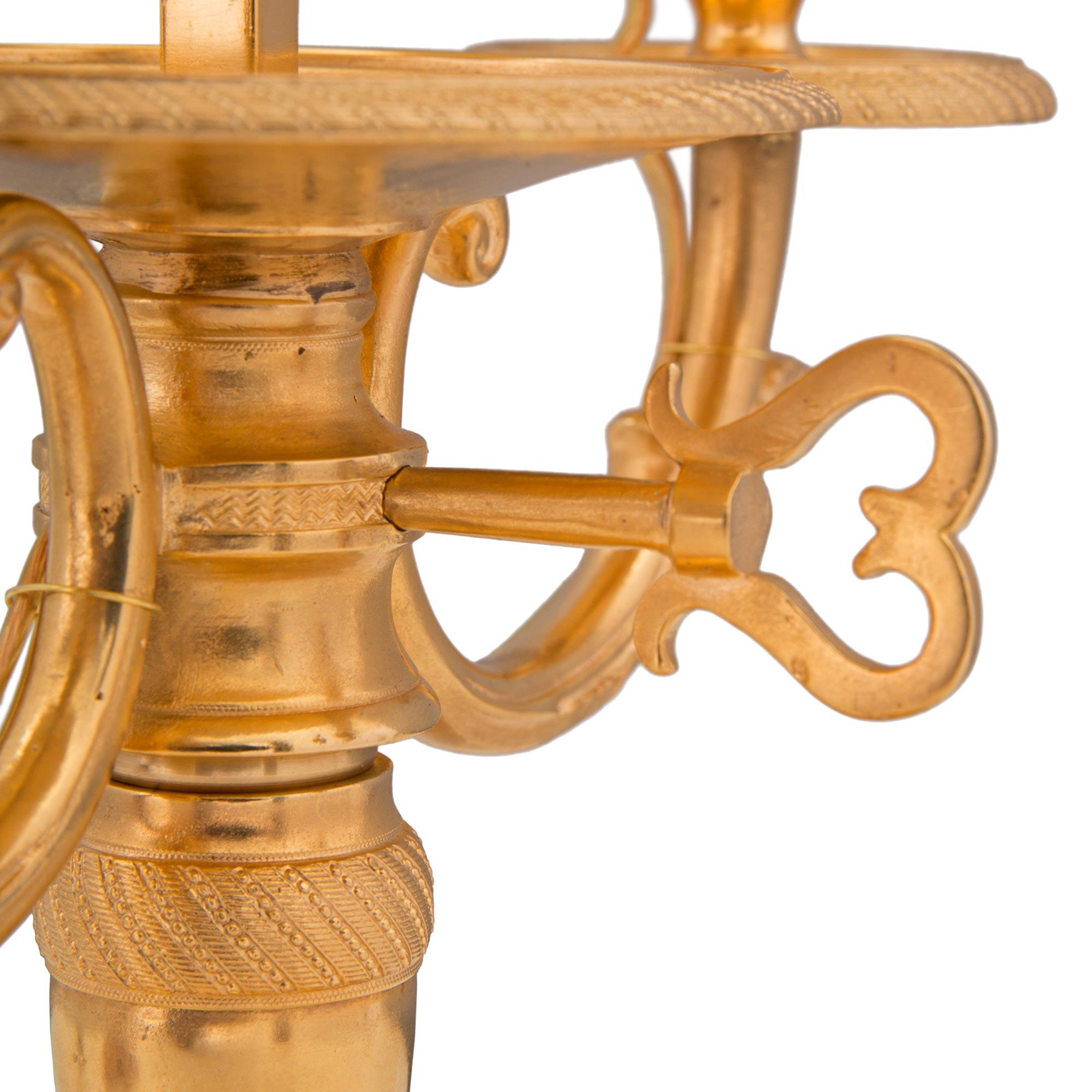 French 19th Century Neo-Classical St. Ormolu and Tole Bouillotte Lamp 5