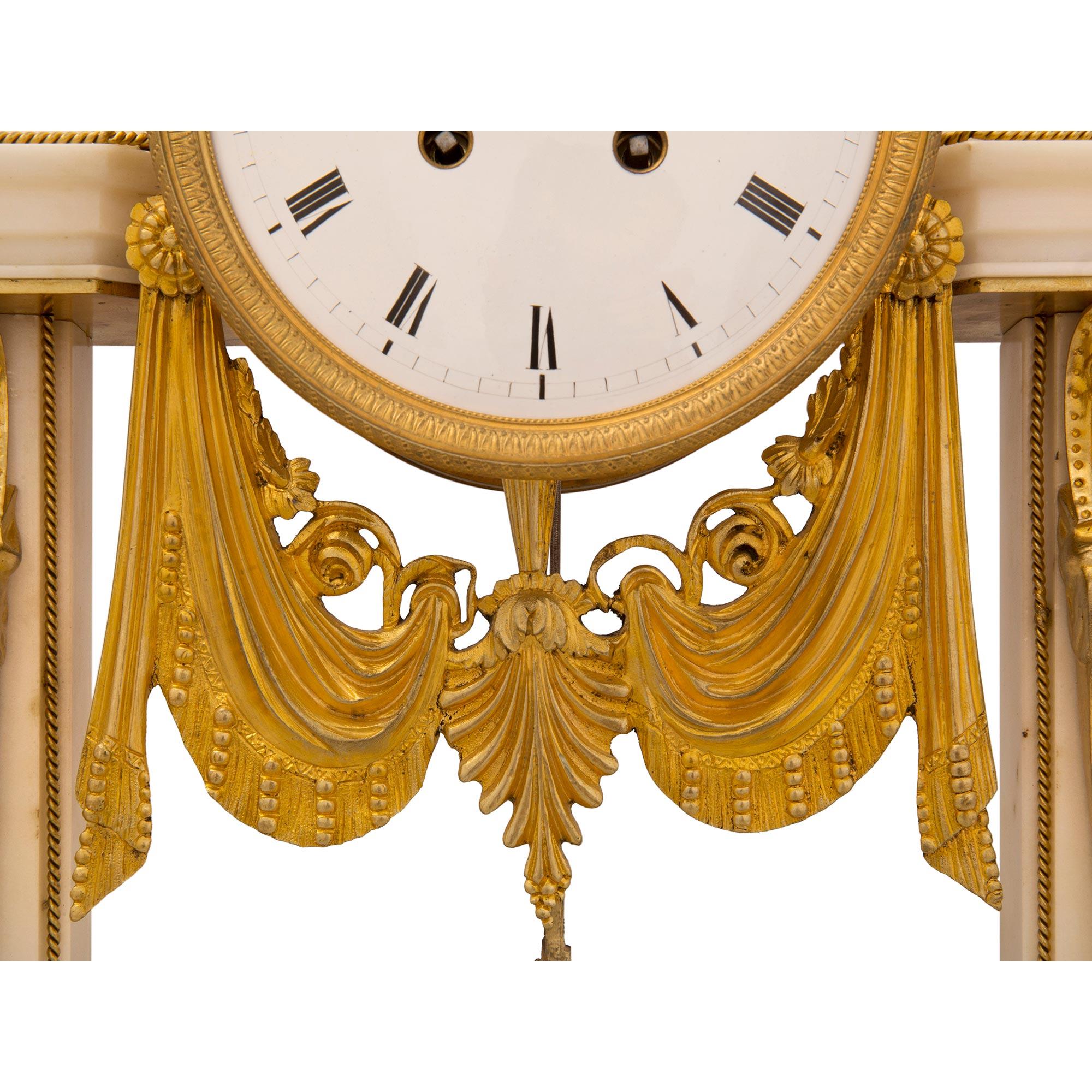 French 19th Century Neo-Classical St. Ormolu and White Carrara Marble Clock For Sale 4