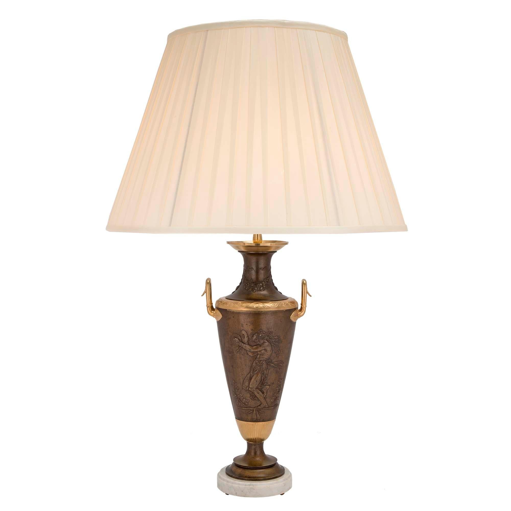 Neoclassical French 19th Century Neo-Classical St. Patinated Bronze and Ormolu Lamp For Sale