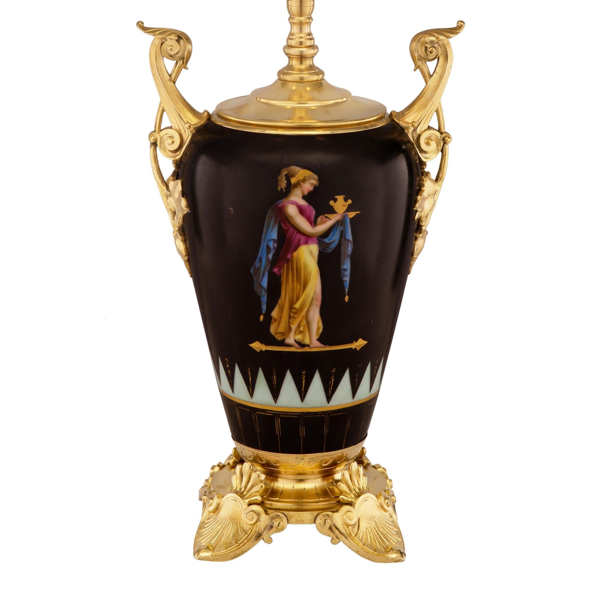 French 19th Century Neo-Grec Style Ormolu and Porcelain Lamp In Good Condition For Sale In West Palm Beach, FL