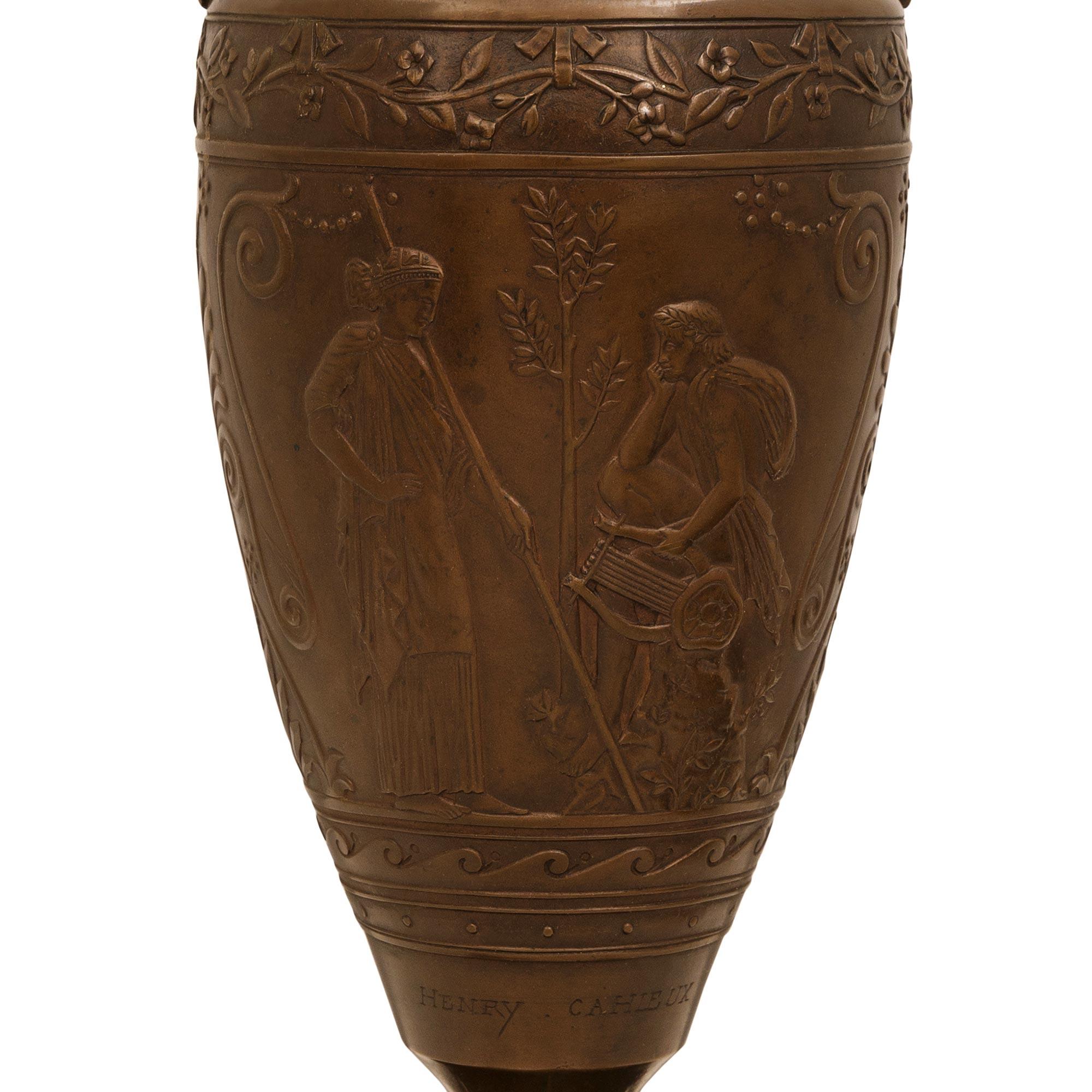 Lampada francese del XIX secolo in stile neo-greco. Lampada in bronzo, Ormolu e marmo di Griotte in vendita 2