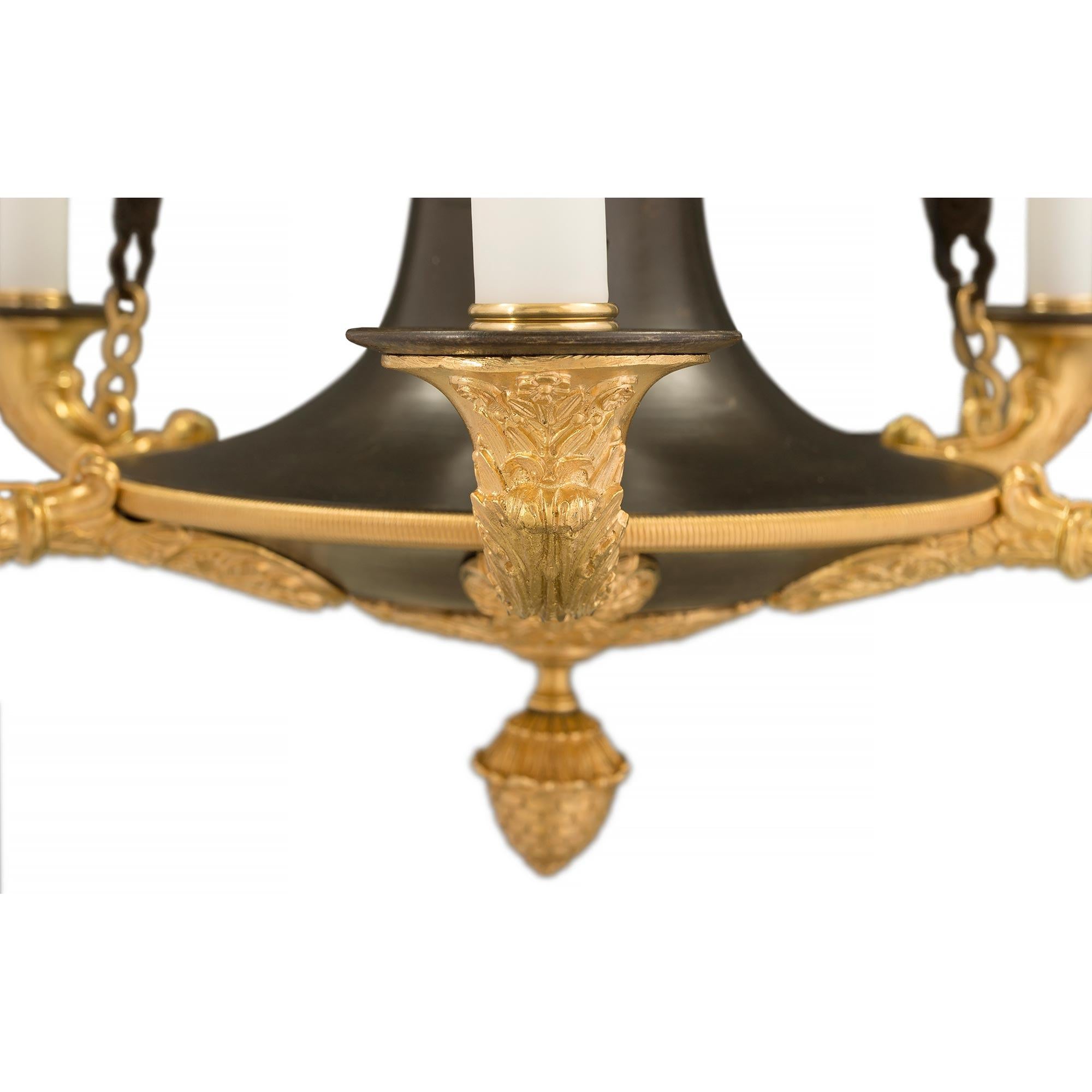 French 19th Century Neoclassical Style Bronze and Ormolu Chandelier For Sale 5