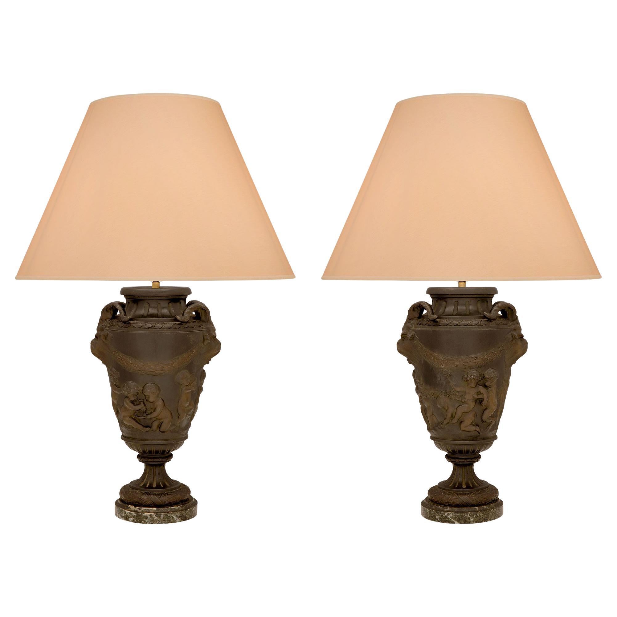 Lampes de style néoclassique français du XIXe siècle en bronze patiné et marbre