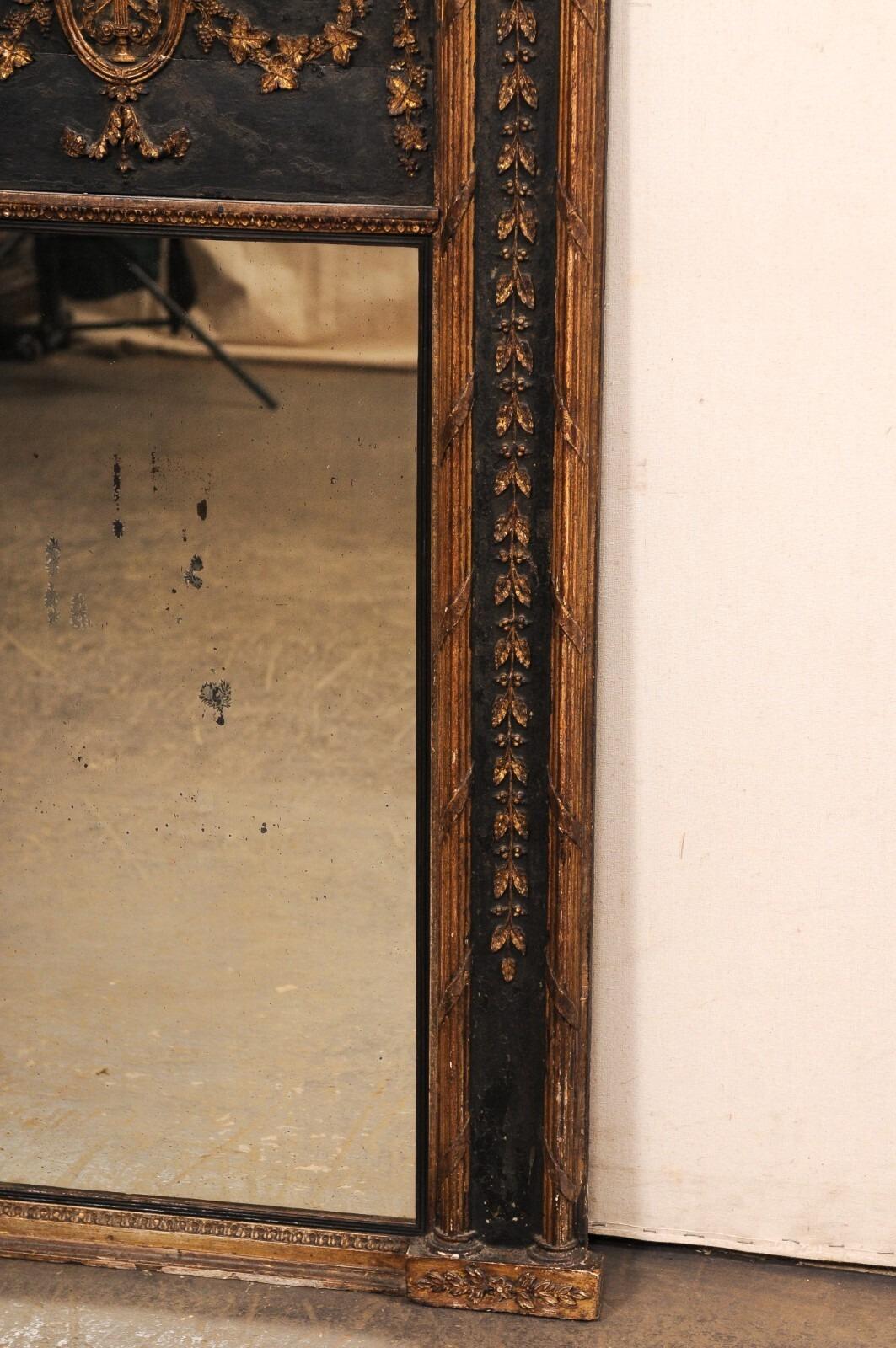 Specchio Trumeau neoclassico francese del XIX secolo, nero con accenti in oro bronzato in vendita 2