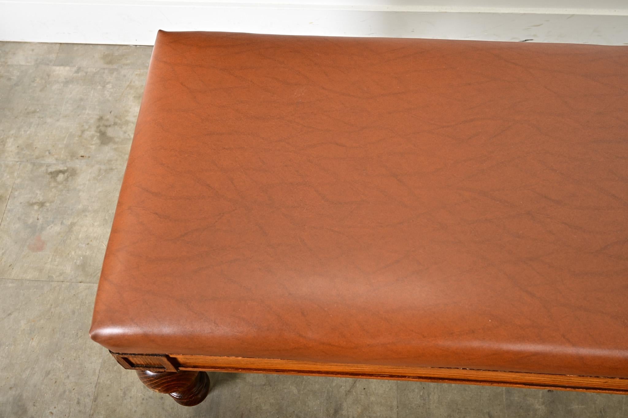 French 19th Century Oak and Upholstered Bench For Sale 2