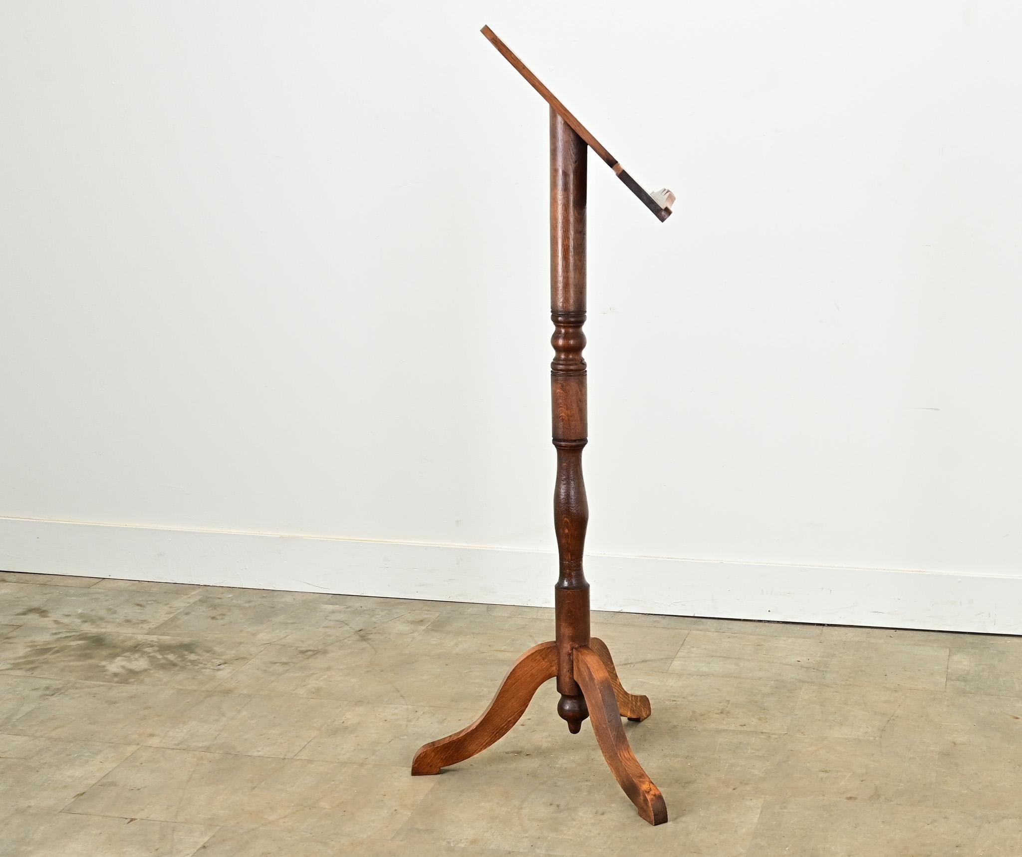 French 19th Century Oak Book Stand For Sale 2