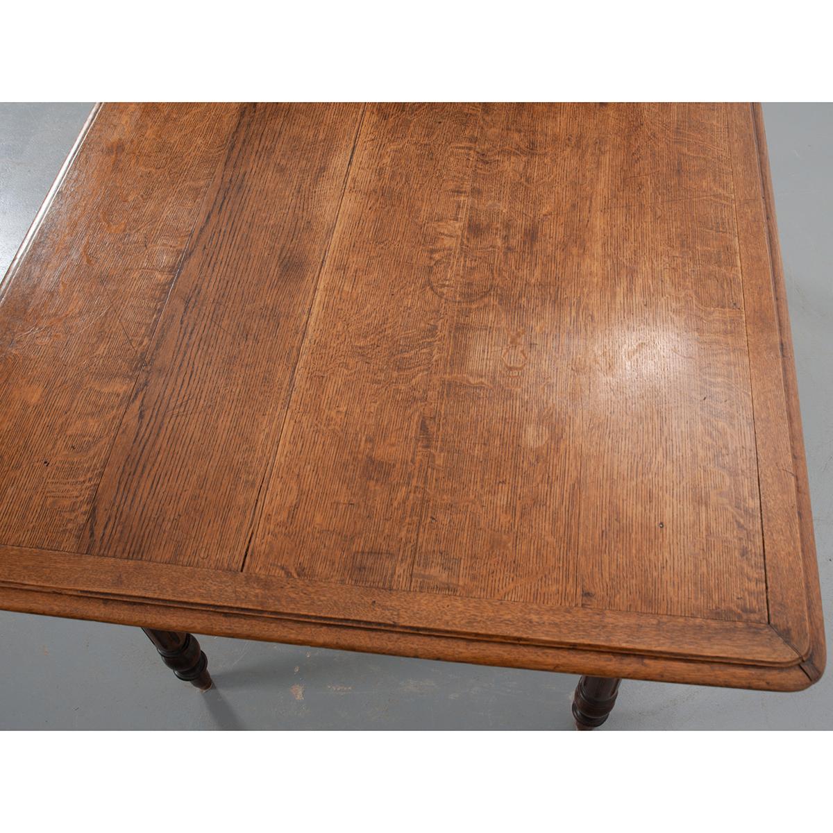 French 19th Century Oak Dining Table In Good Condition In Baton Rouge, LA