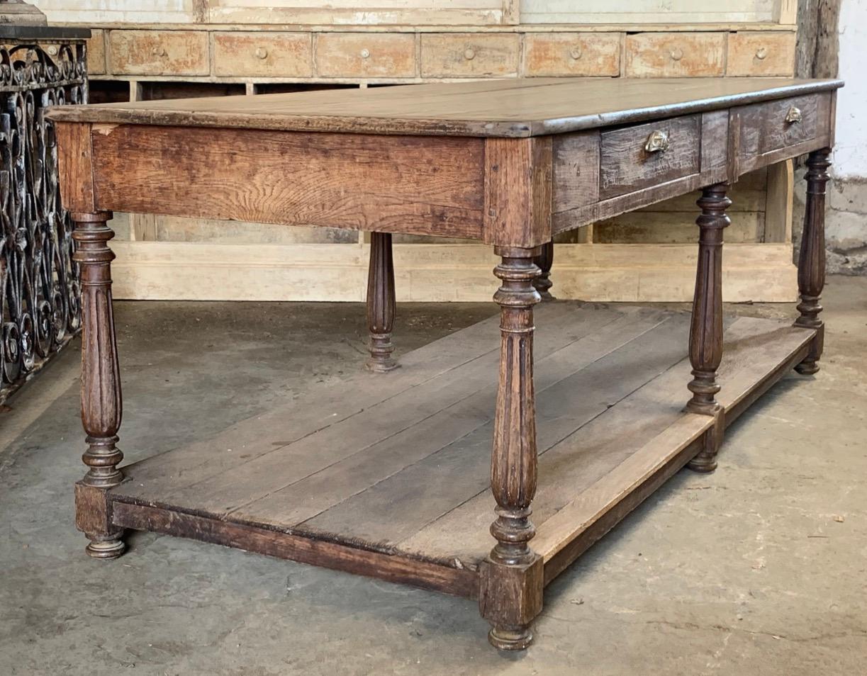 French 19th Century Oak Drapers Table In Good Condition In Ongar, GB
