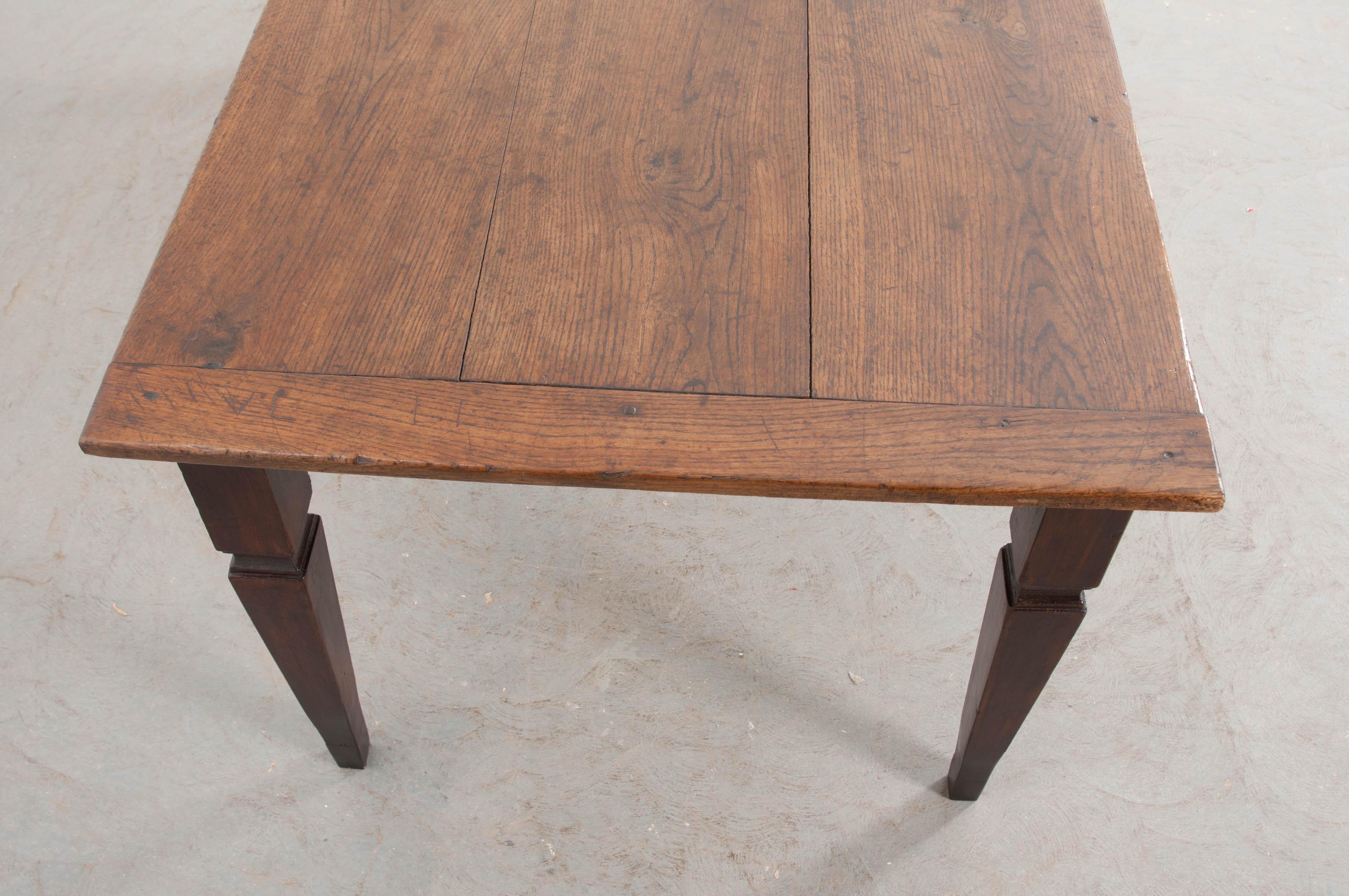 French 19th Century Oak Farmhouse Style Dining Table In Good Condition In Baton Rouge, LA