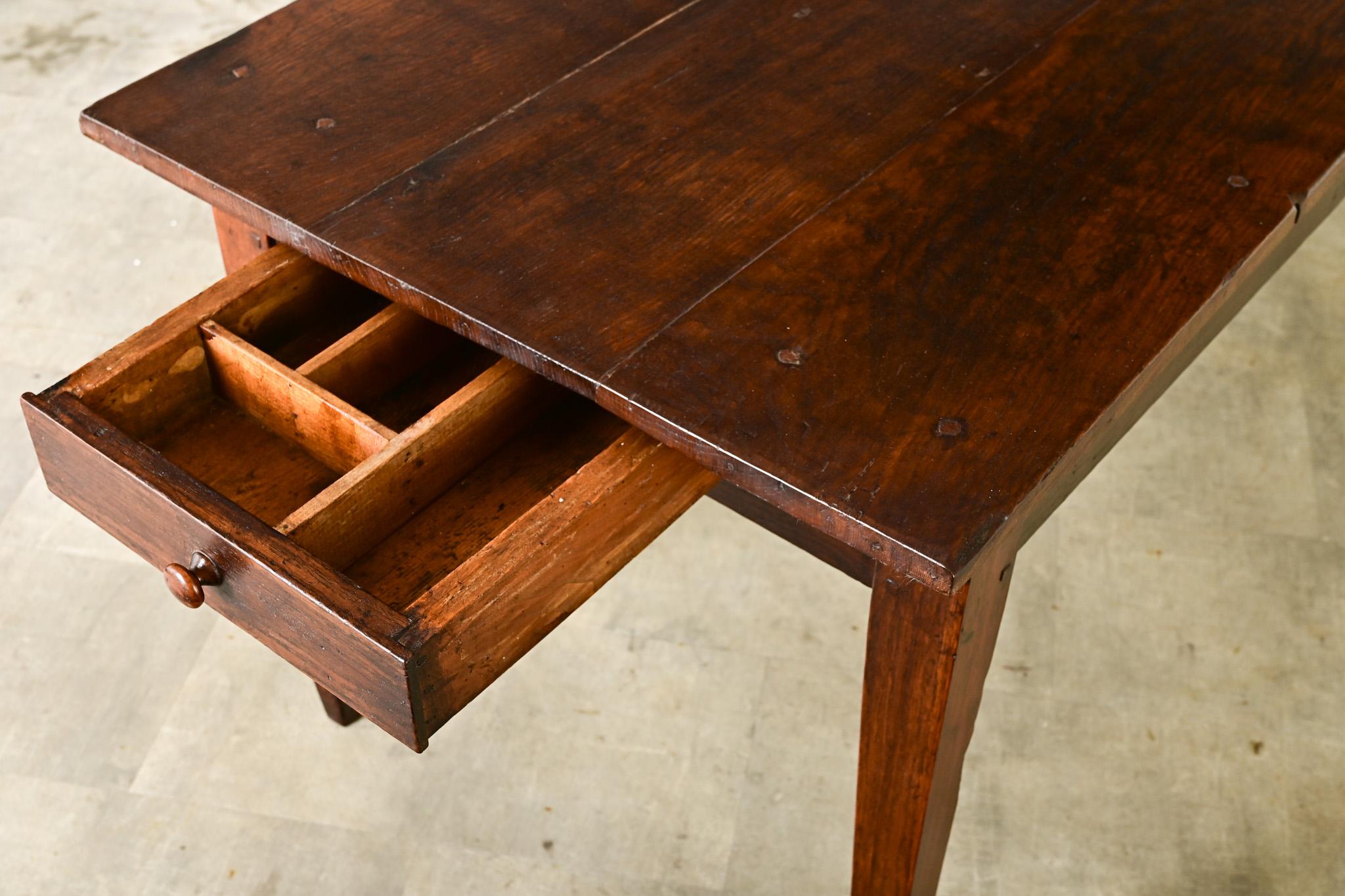 Table de ferme française en Oak Oak du 19ème siècle en vente 3