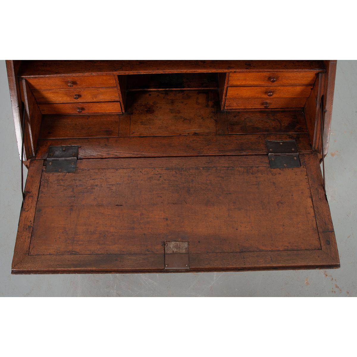 French 19th Century Oak Louis XVI-Style Desk 2